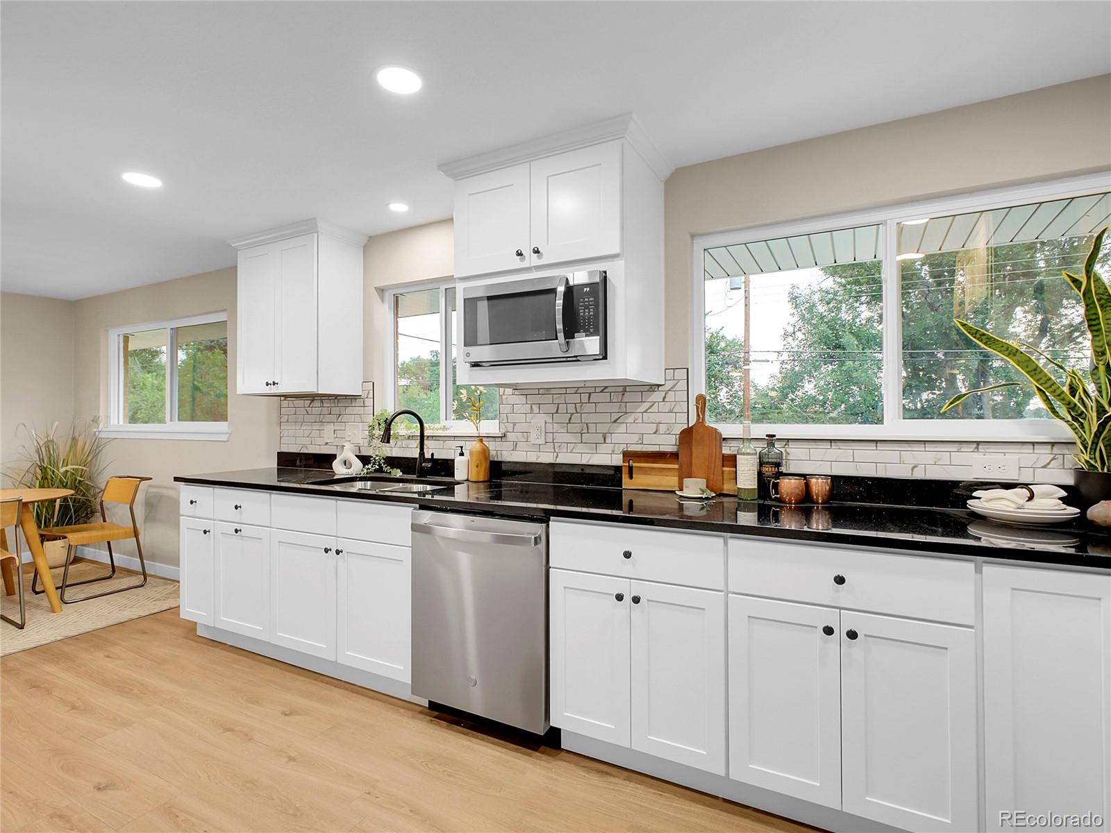 MLS Image #7 for 215 e panama drive,centennial, Colorado