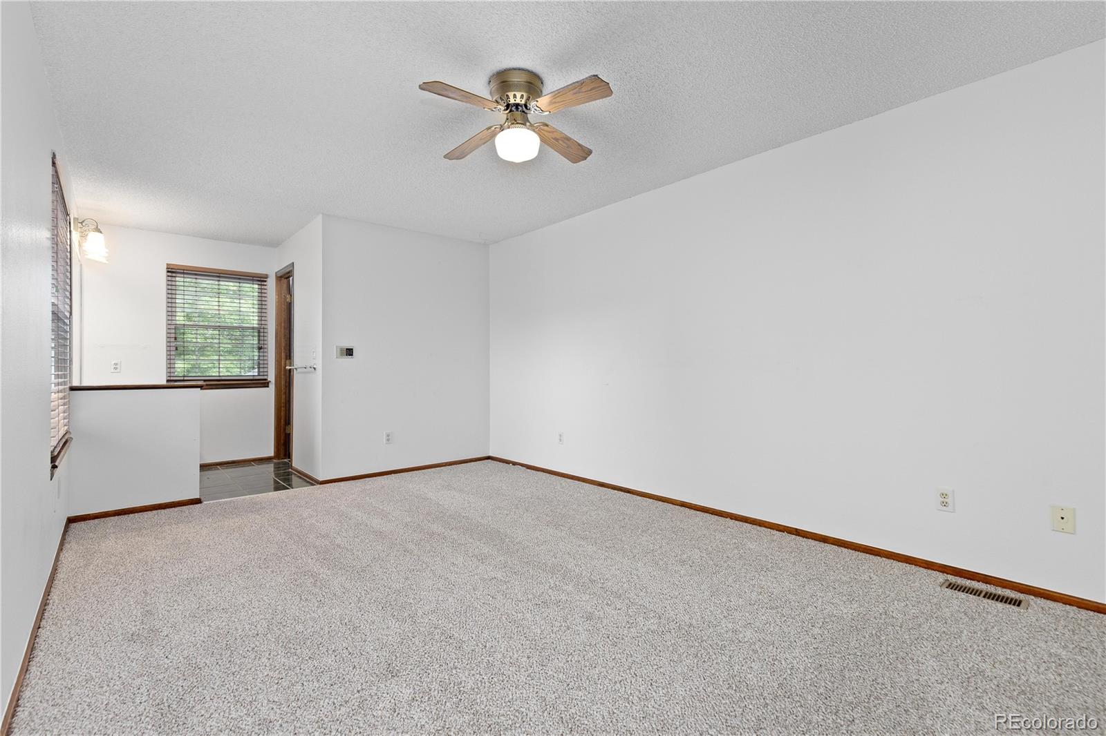 MLS Image #12 for 14801 e penwood place,aurora, Colorado