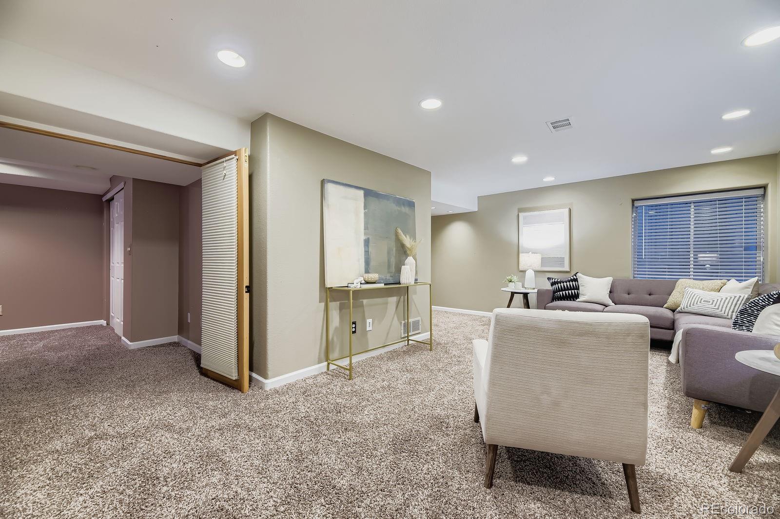 MLS Image #10 for 7860 e e ellsworth avenue,denver, Colorado