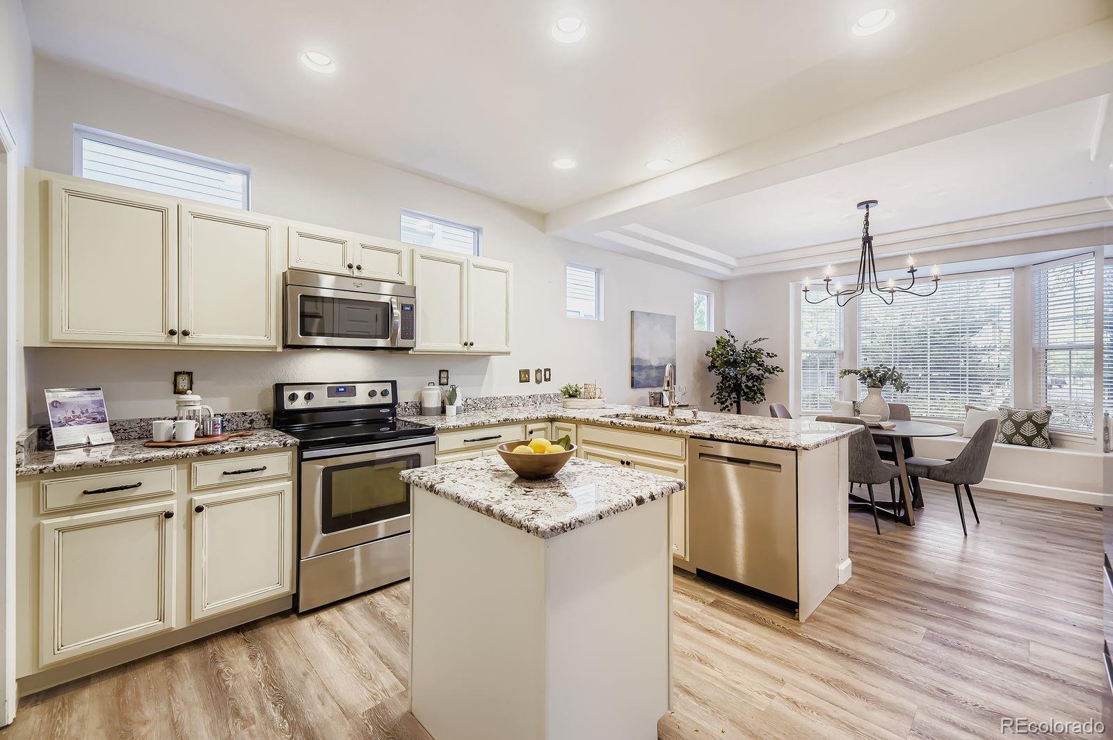 MLS Image #6 for 7860 e e ellsworth avenue,denver, Colorado
