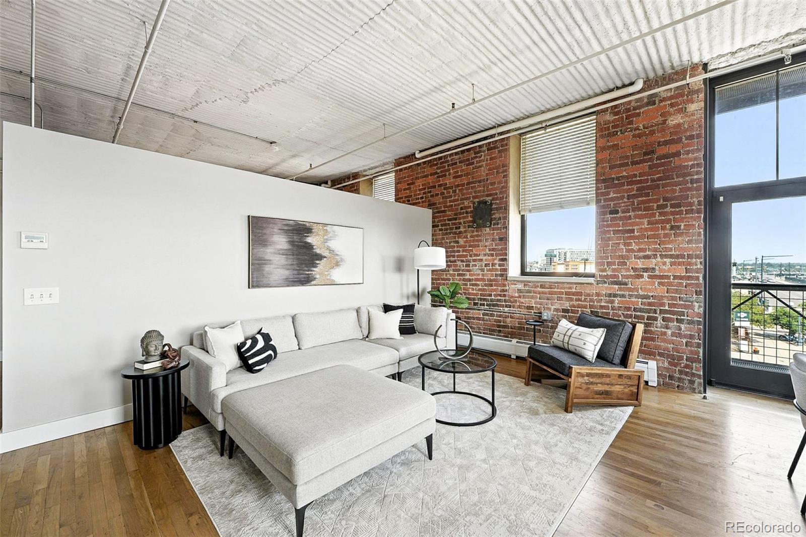 MLS Image #10 for 2261  blake street,denver, Colorado