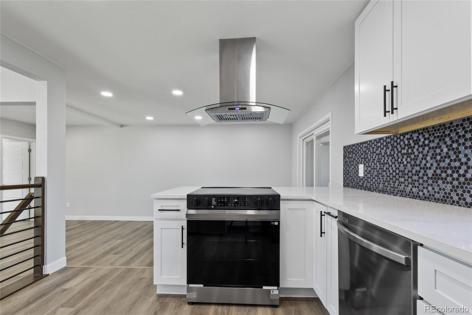 MLS Image #13 for 951 e 10th avenue,broomfield, Colorado