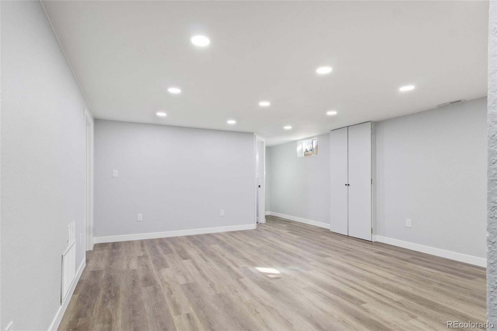 MLS Image #21 for 951 e 10th avenue,broomfield, Colorado