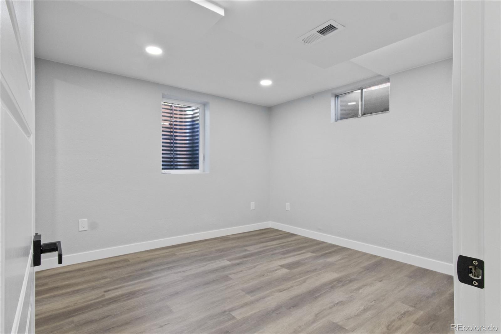 MLS Image #23 for 951 e 10th avenue,broomfield, Colorado