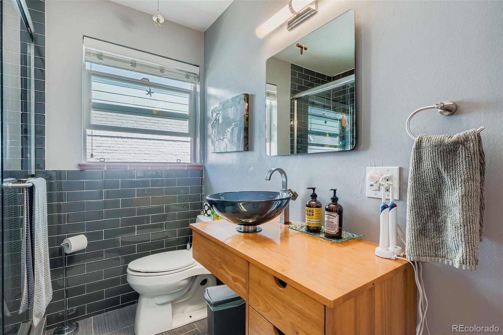 MLS Image #11 for 2715  xavier street,denver, Colorado