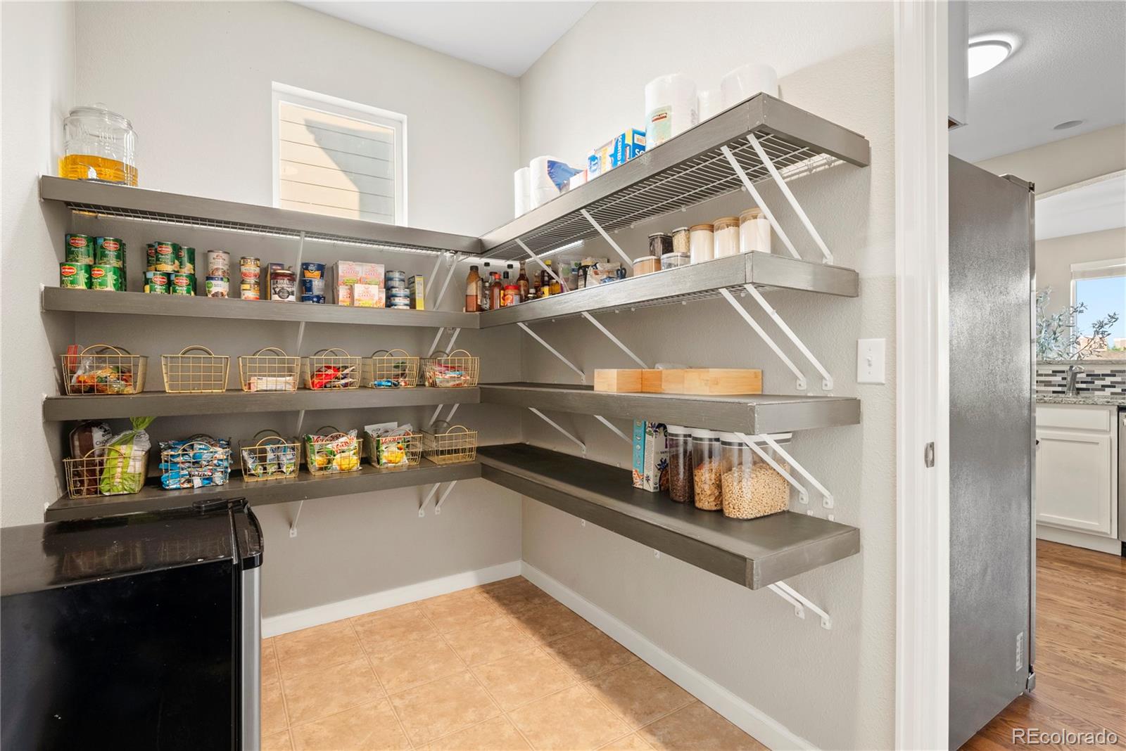 MLS Image #17 for 25959 e frost circle,aurora, Colorado
