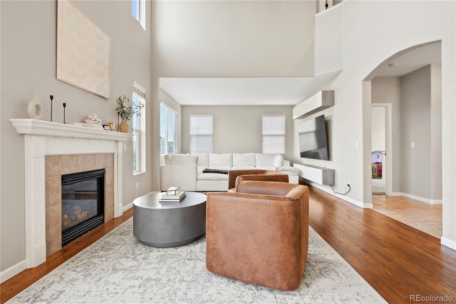 MLS Image #3 for 25959 e frost circle,aurora, Colorado