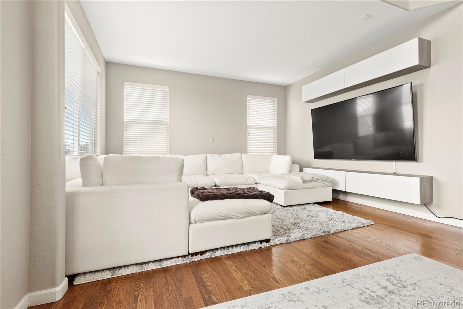 MLS Image #5 for 25959 e frost circle,aurora, Colorado