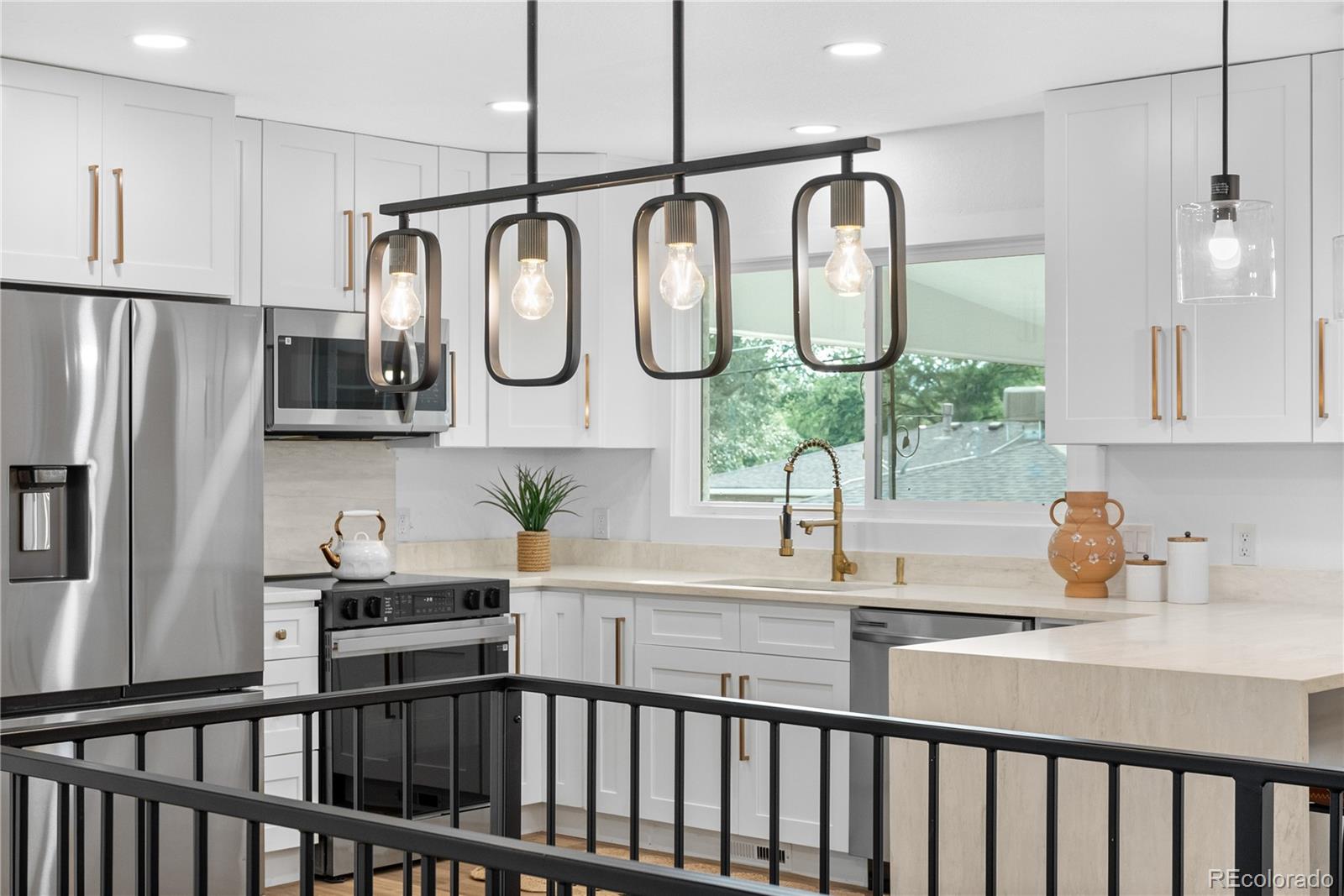 MLS Image #20 for 2811 s utica street,denver, Colorado