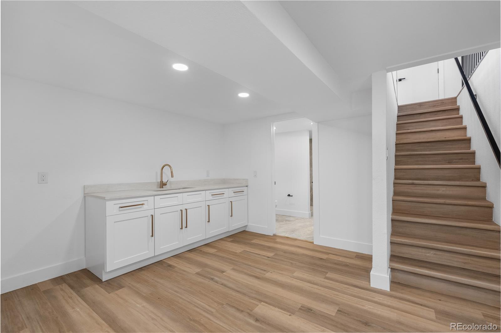 MLS Image #30 for 2811 s utica street,denver, Colorado