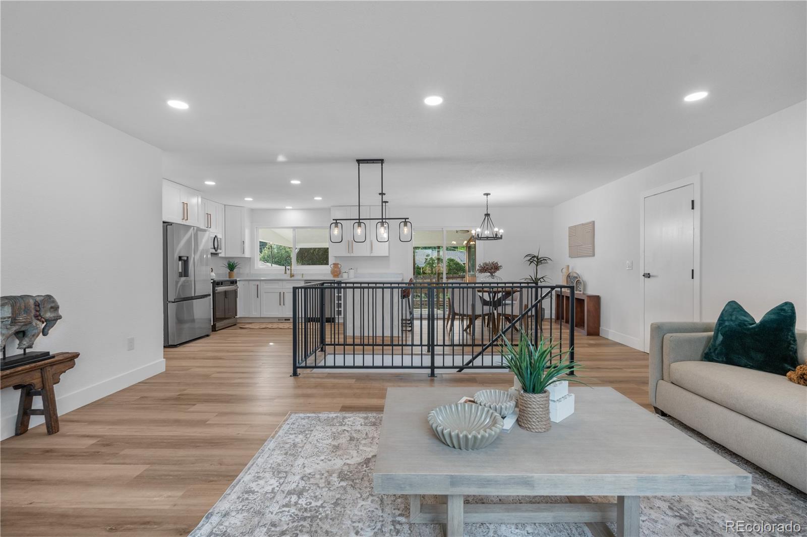 MLS Image #6 for 2811 s utica street,denver, Colorado