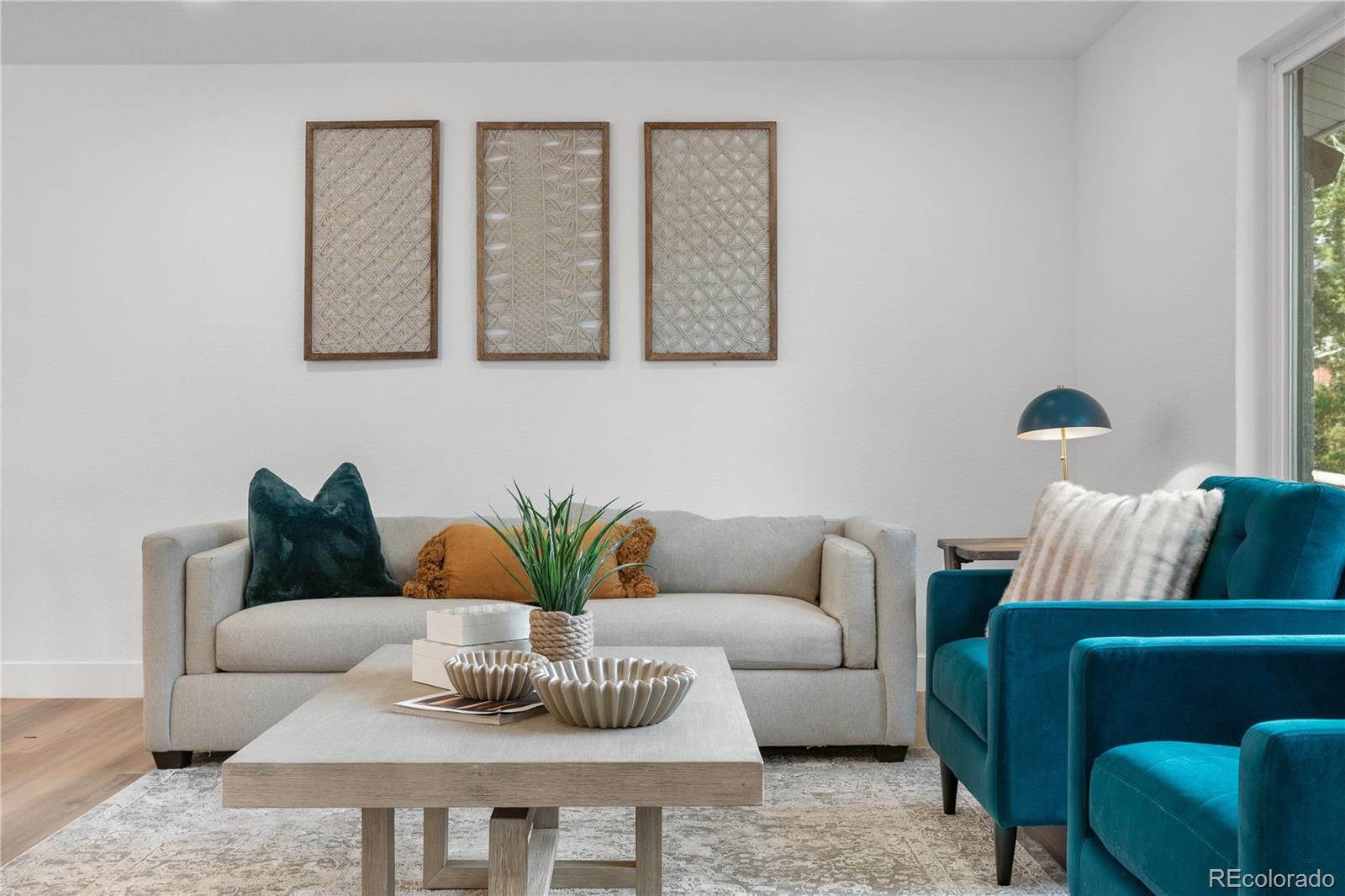 MLS Image #9 for 2811 s utica street,denver, Colorado