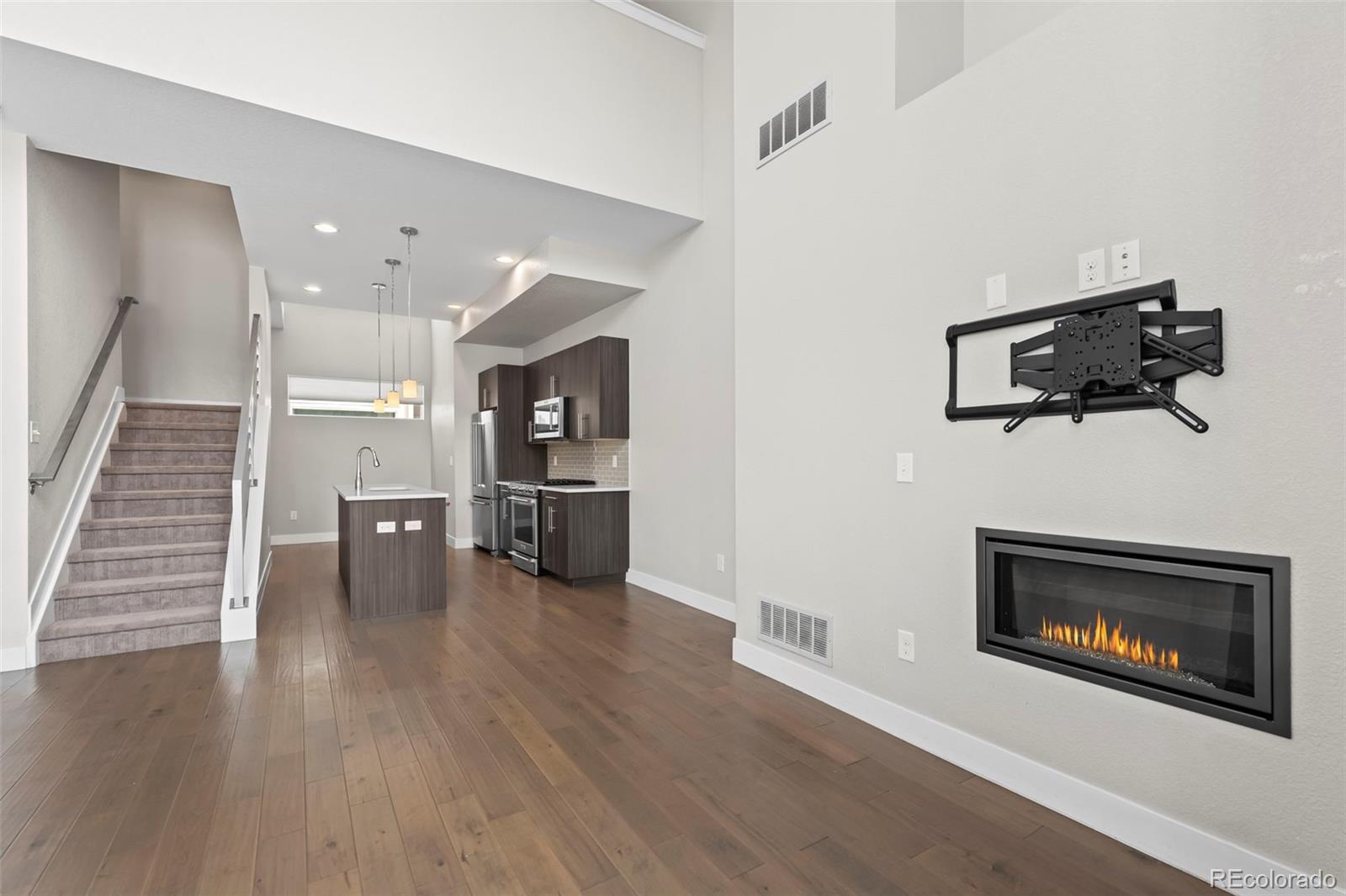 MLS Image #2 for 2741 w 28th avenue,denver, Colorado