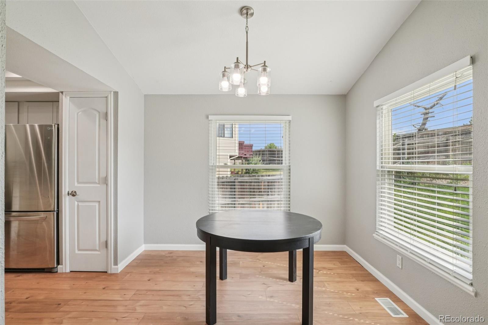 MLS Image #4 for 5875 s jebel way,centennial, Colorado