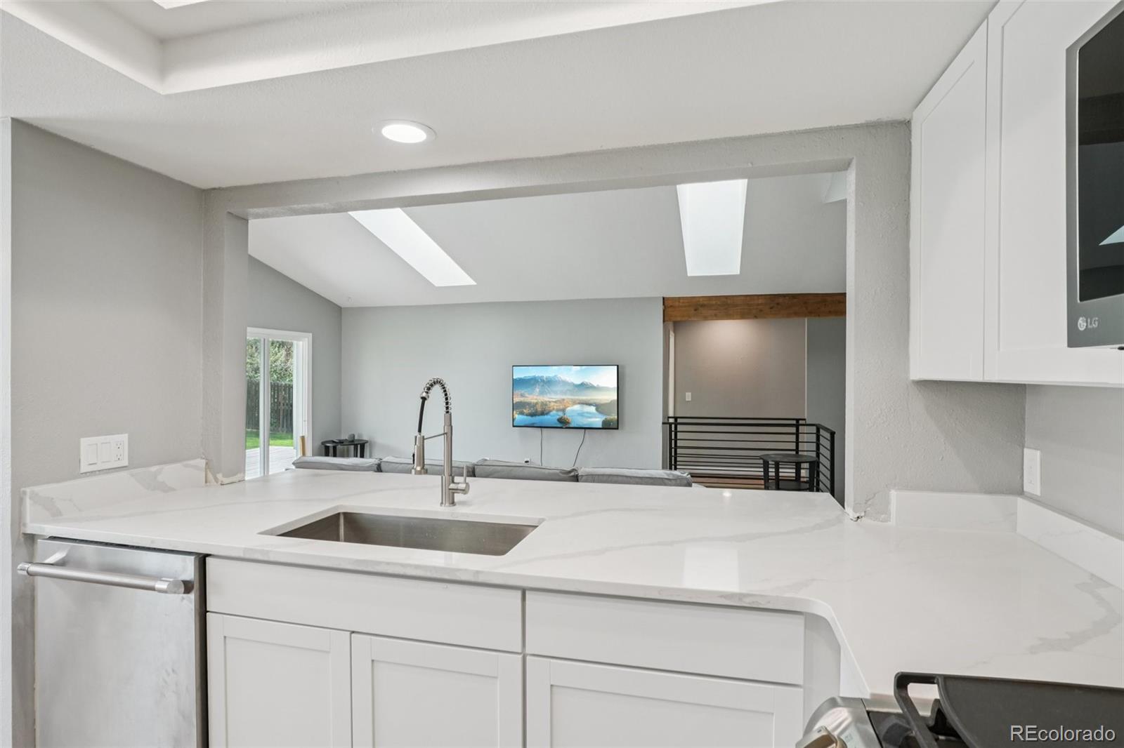 MLS Image #7 for 5875 s jebel way,centennial, Colorado