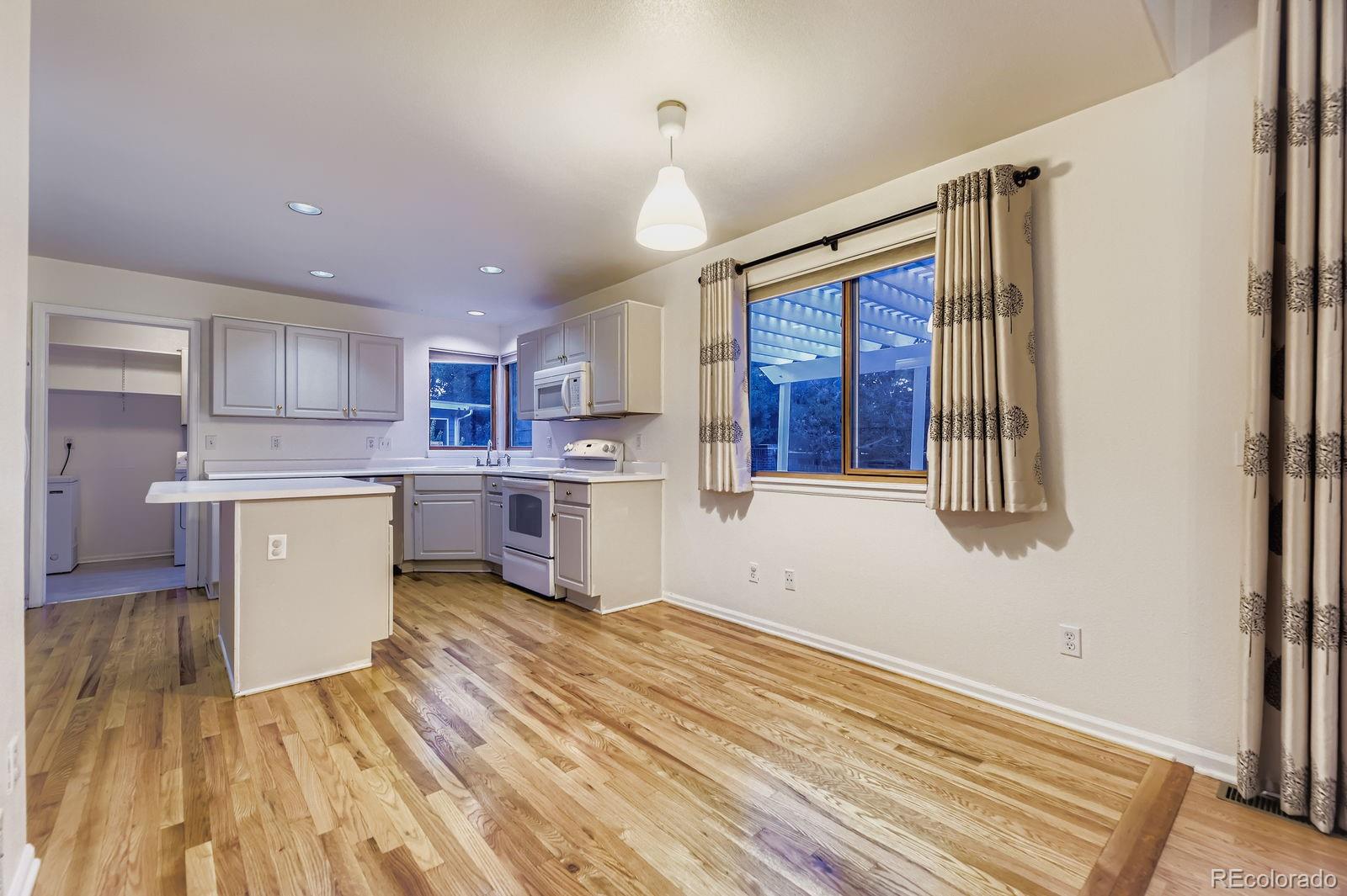 MLS Image #12 for 4035 s sable way,aurora, Colorado