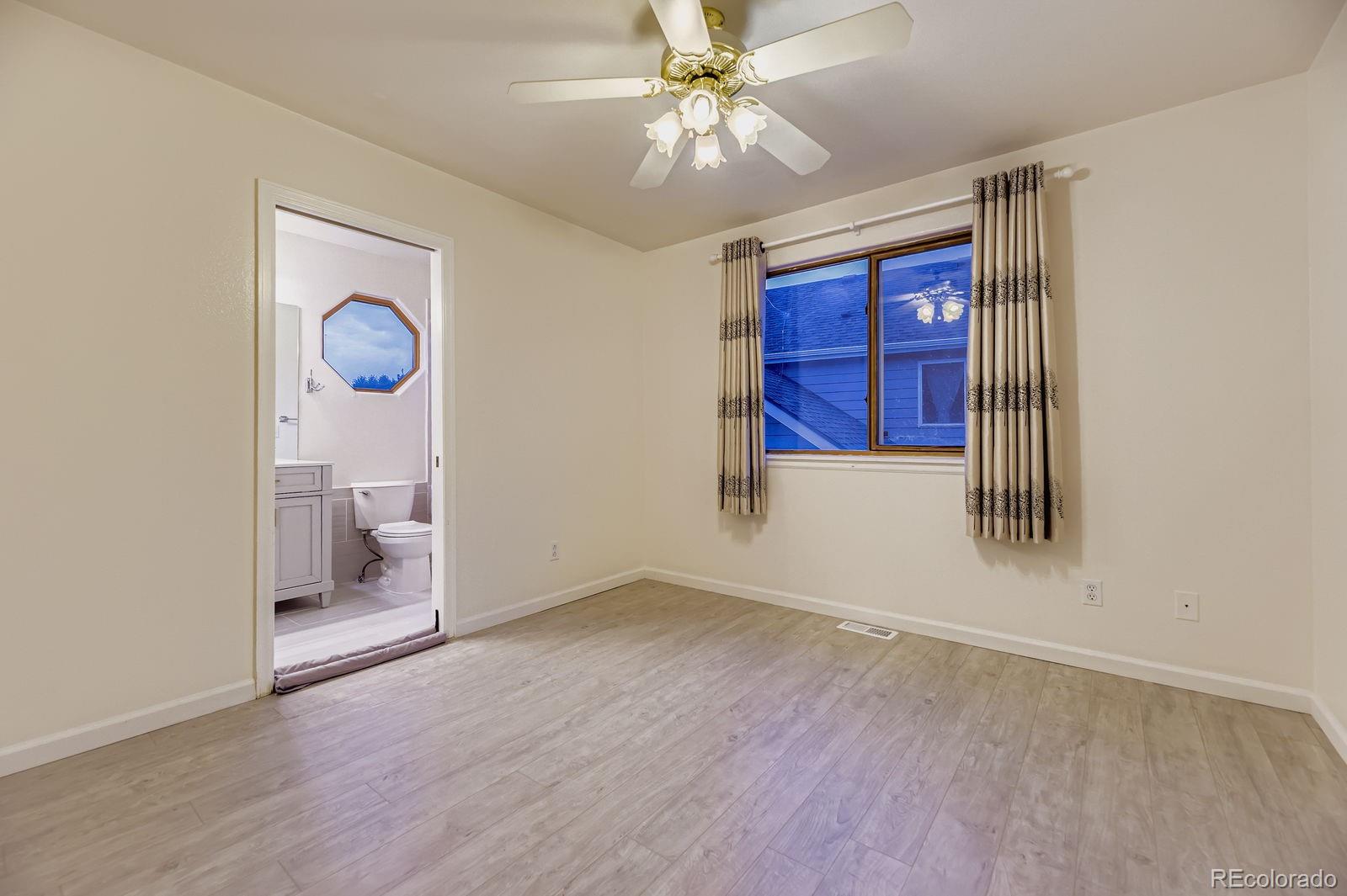 MLS Image #21 for 4035 s sable way,aurora, Colorado