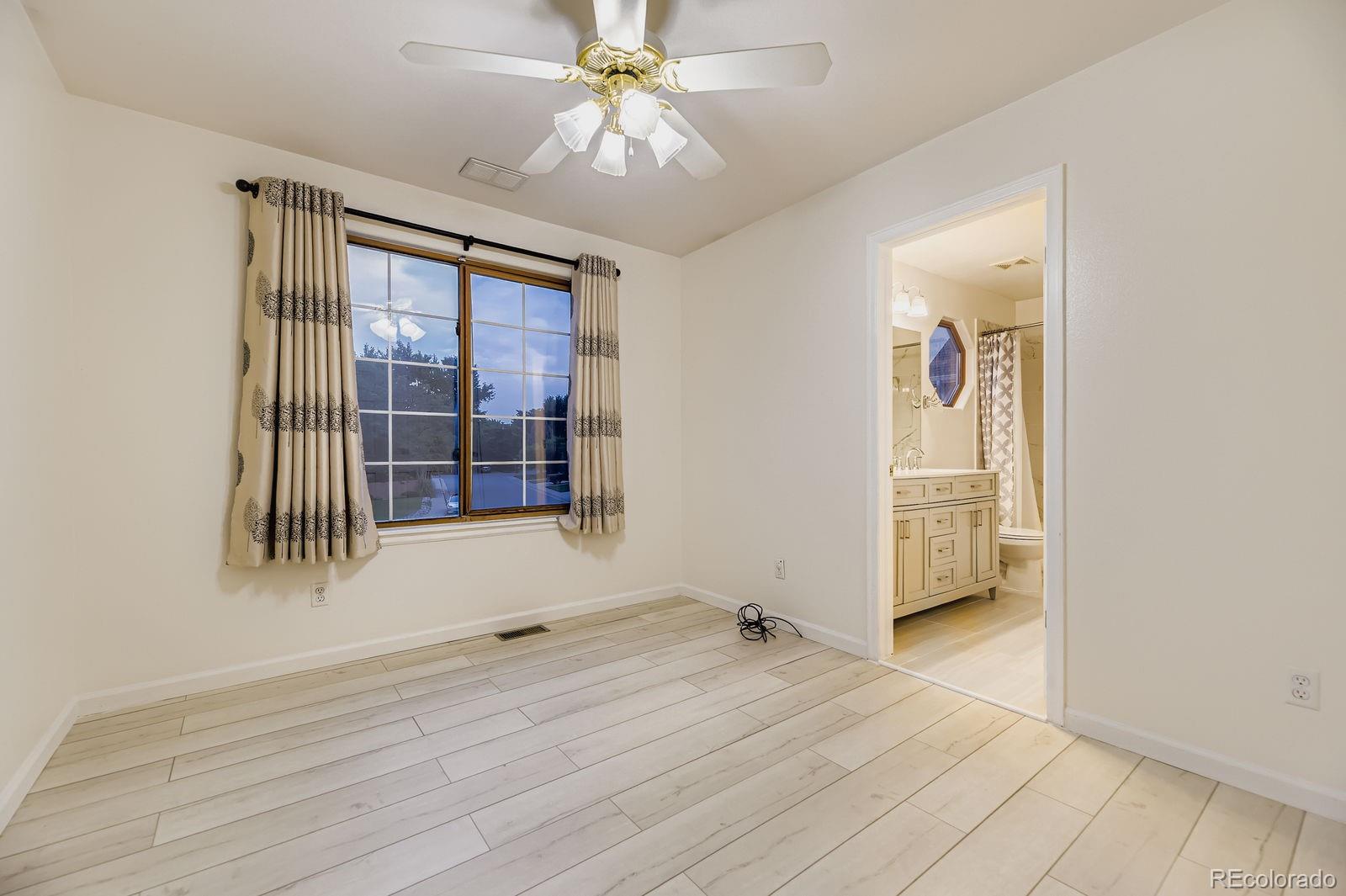 MLS Image #22 for 4035 s sable way,aurora, Colorado