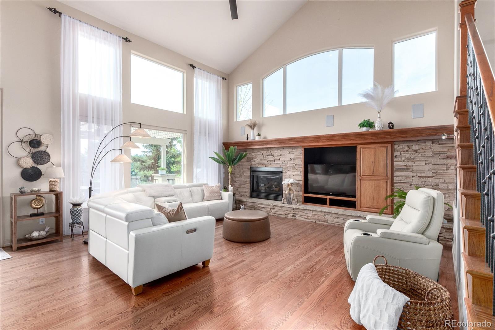 MLS Image #3 for 7009 s netherland way,aurora, Colorado