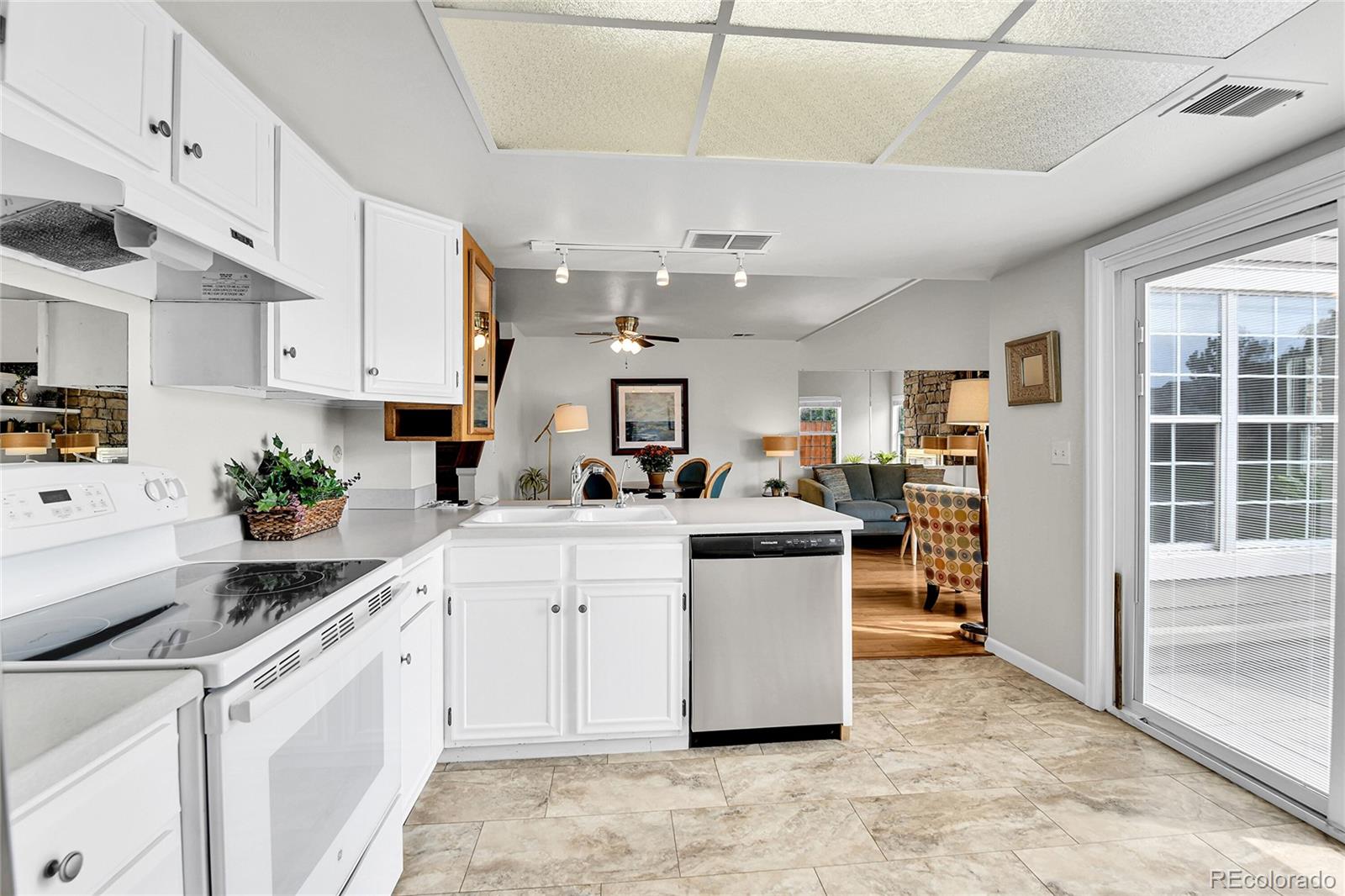 MLS Image #14 for 1995 s xanadu way ,aurora, Colorado