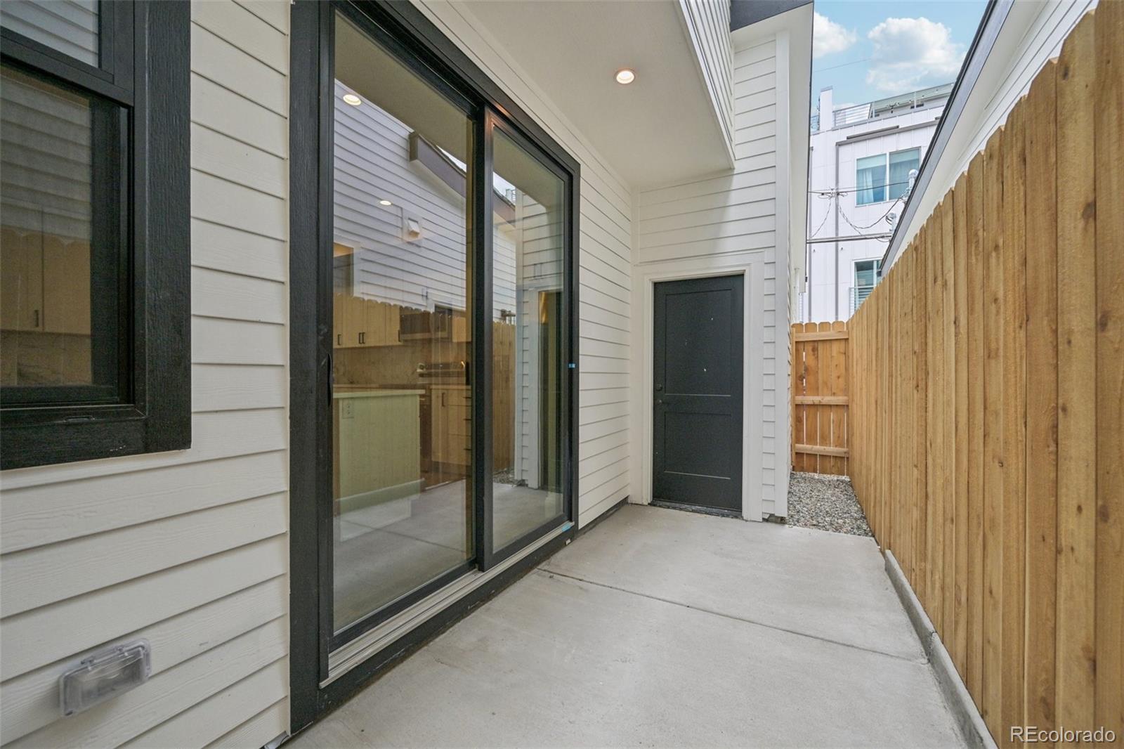 MLS Image #3 for 1567 n hooker street,denver, Colorado