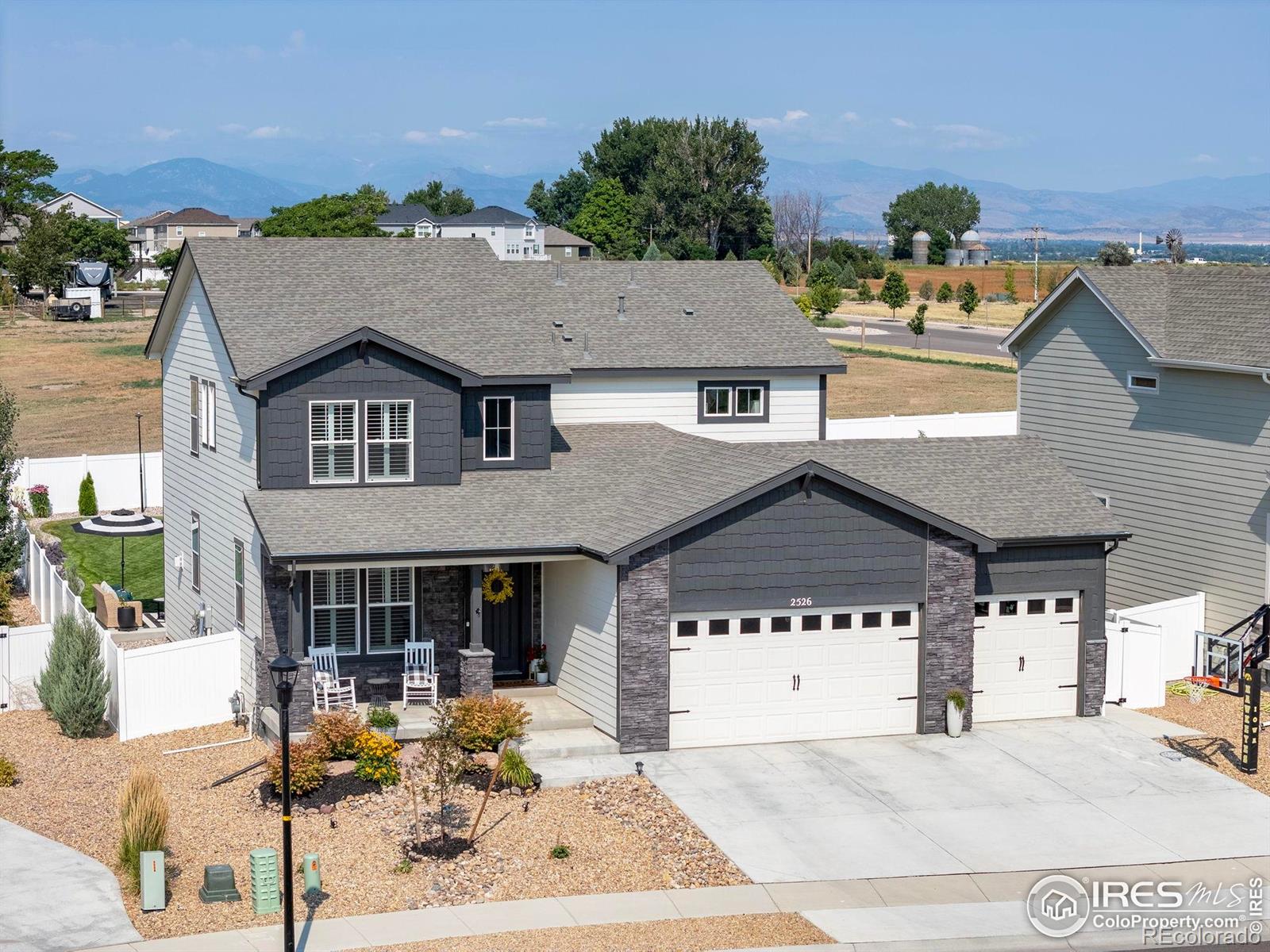 MLS Image #0 for 2526  doe ridge way,johnstown, Colorado