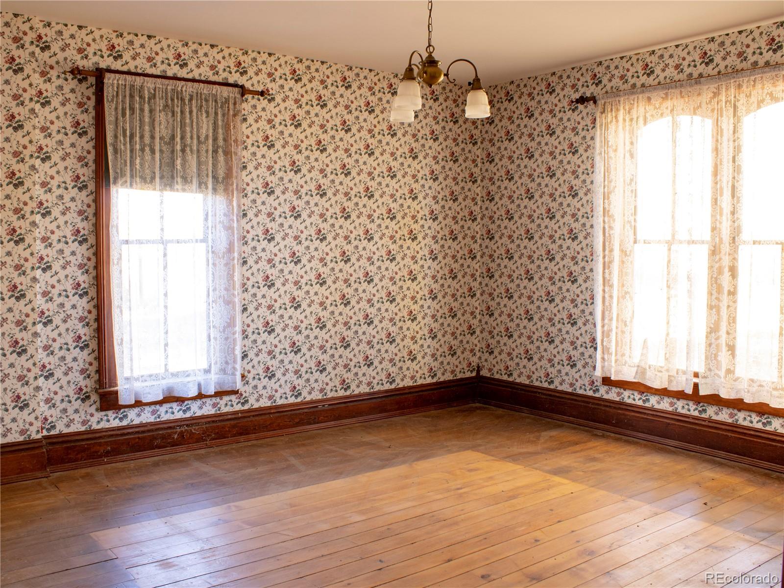 MLS Image #13 for 2306 e 1st street,loveland, Colorado