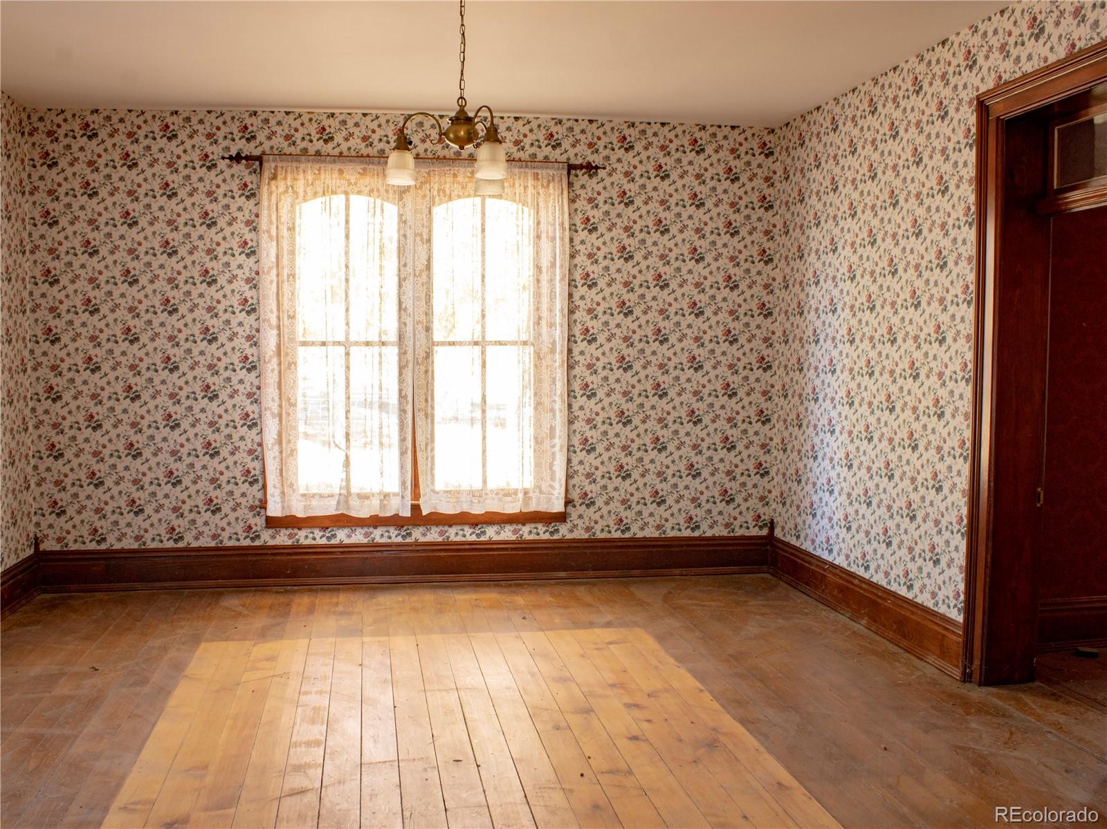 MLS Image #14 for 2306 e 1st street,loveland, Colorado