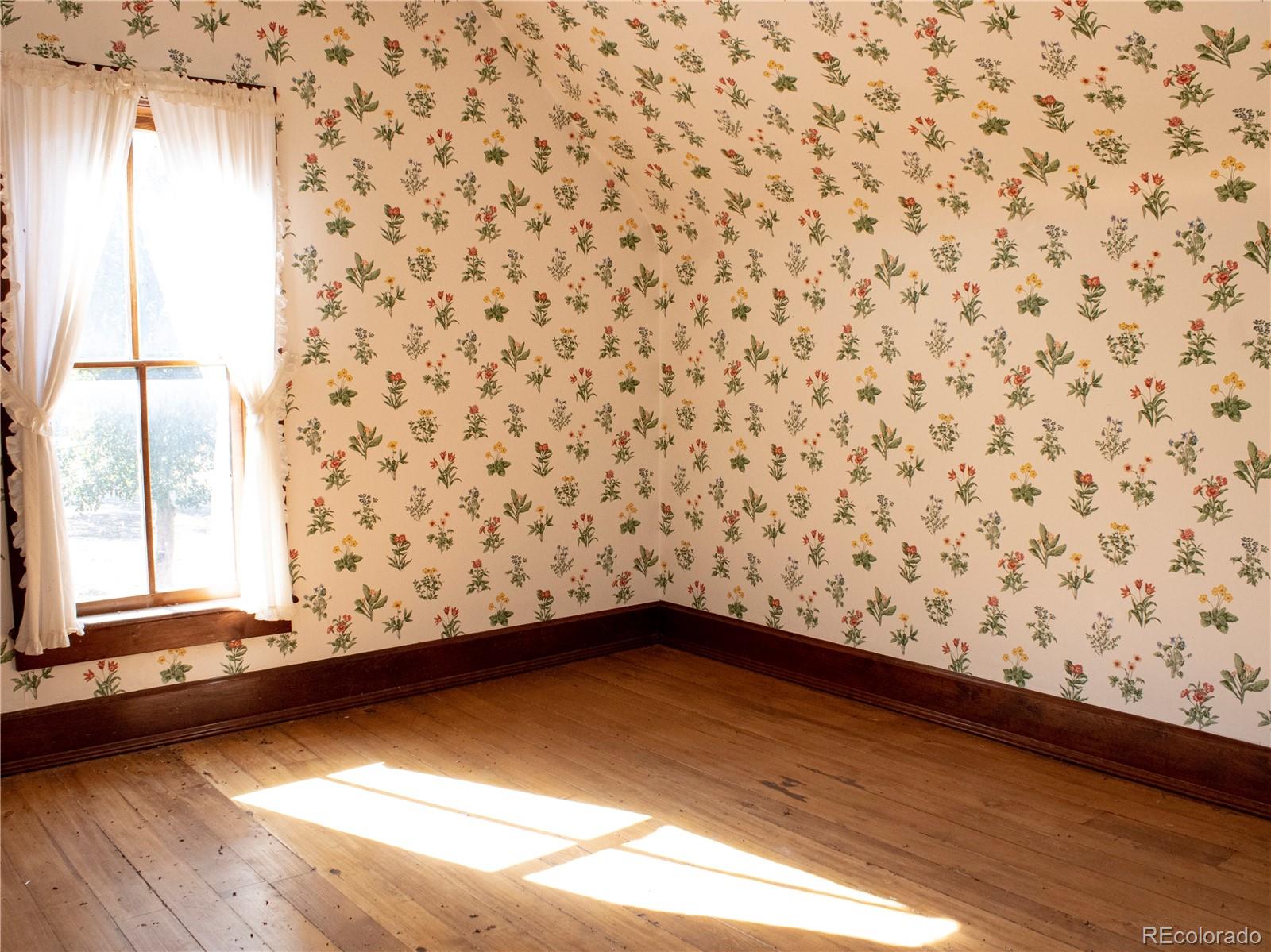 MLS Image #17 for 2306 e 1st street,loveland, Colorado