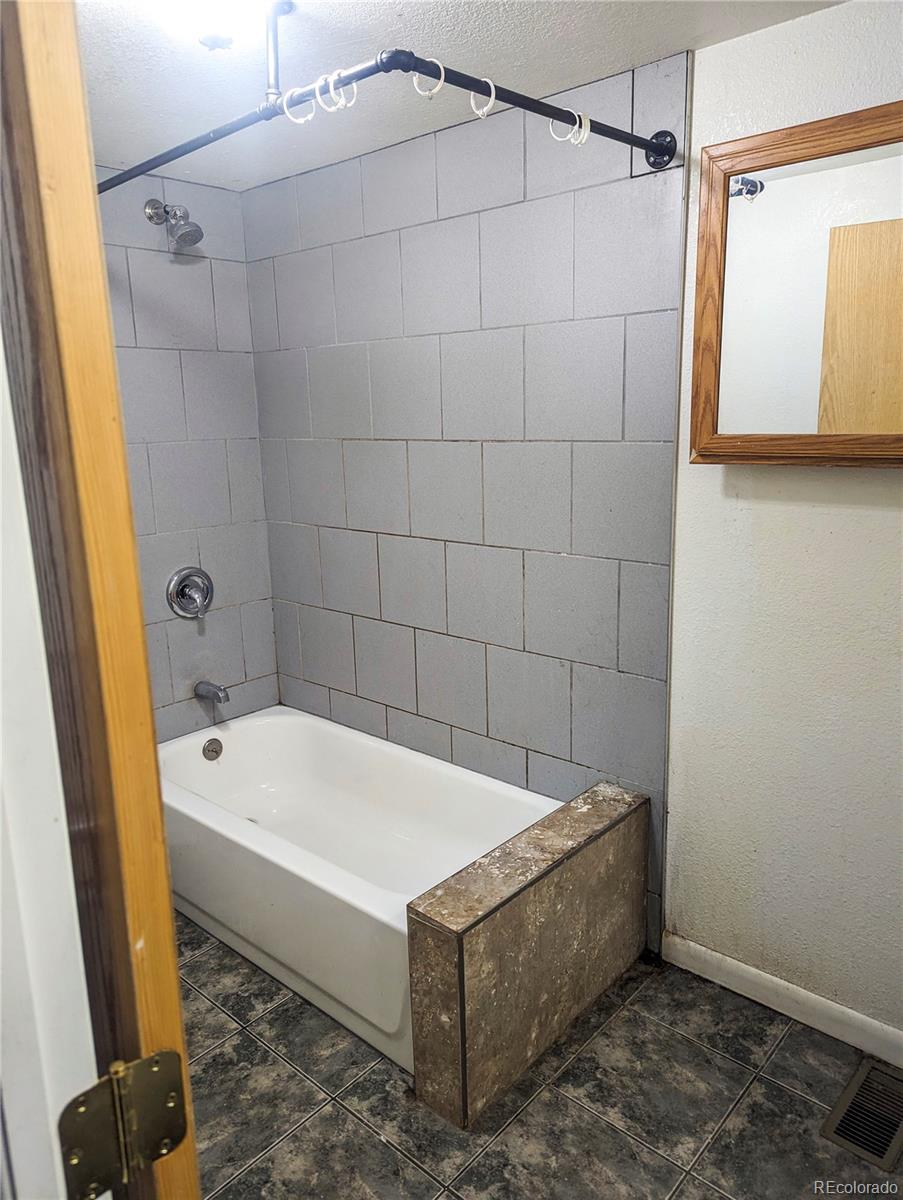 MLS Image #33 for 2306 e 1st street,loveland, Colorado