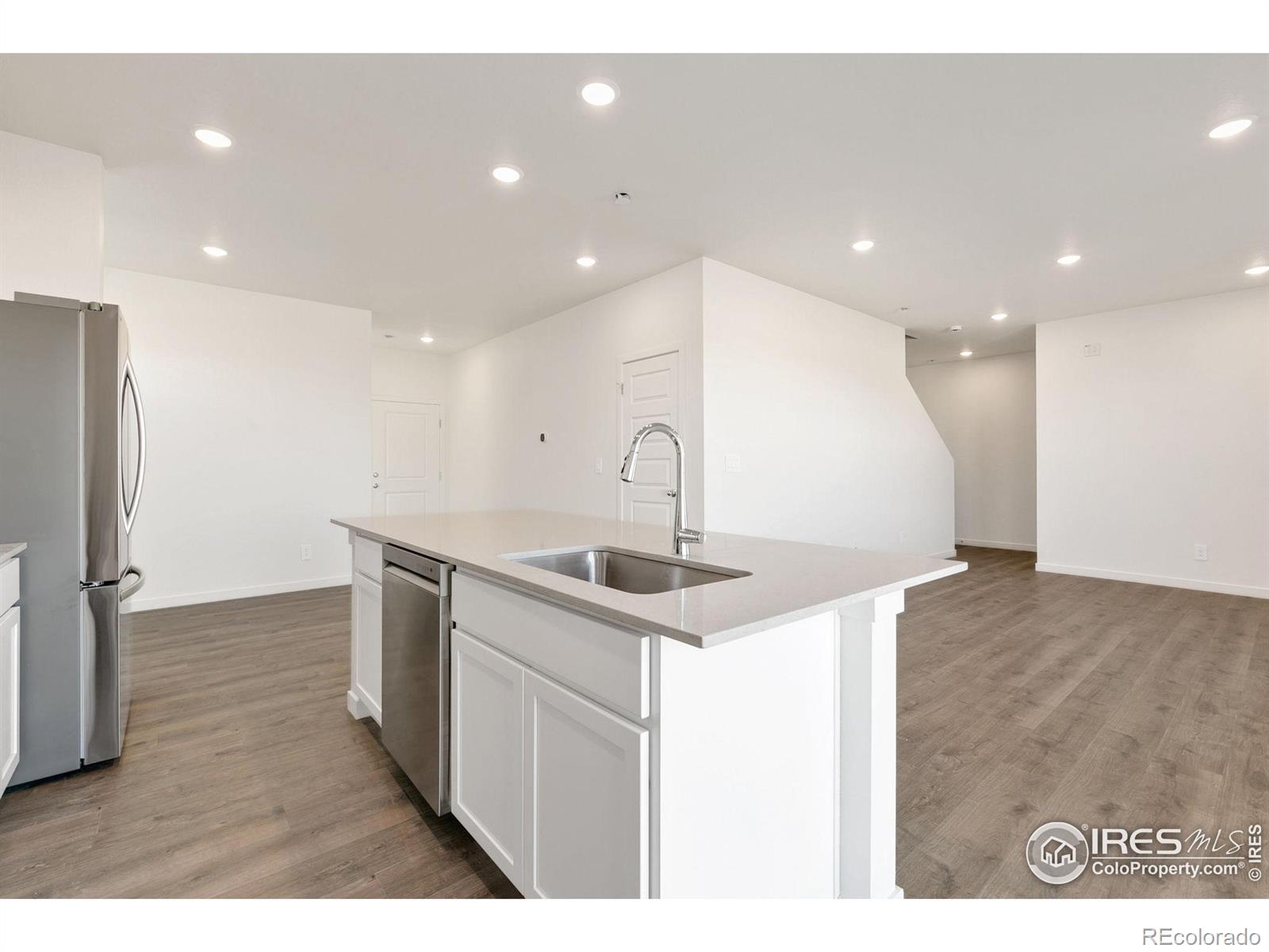 MLS Image #4 for 7195  gateway crossing street,wellington, Colorado