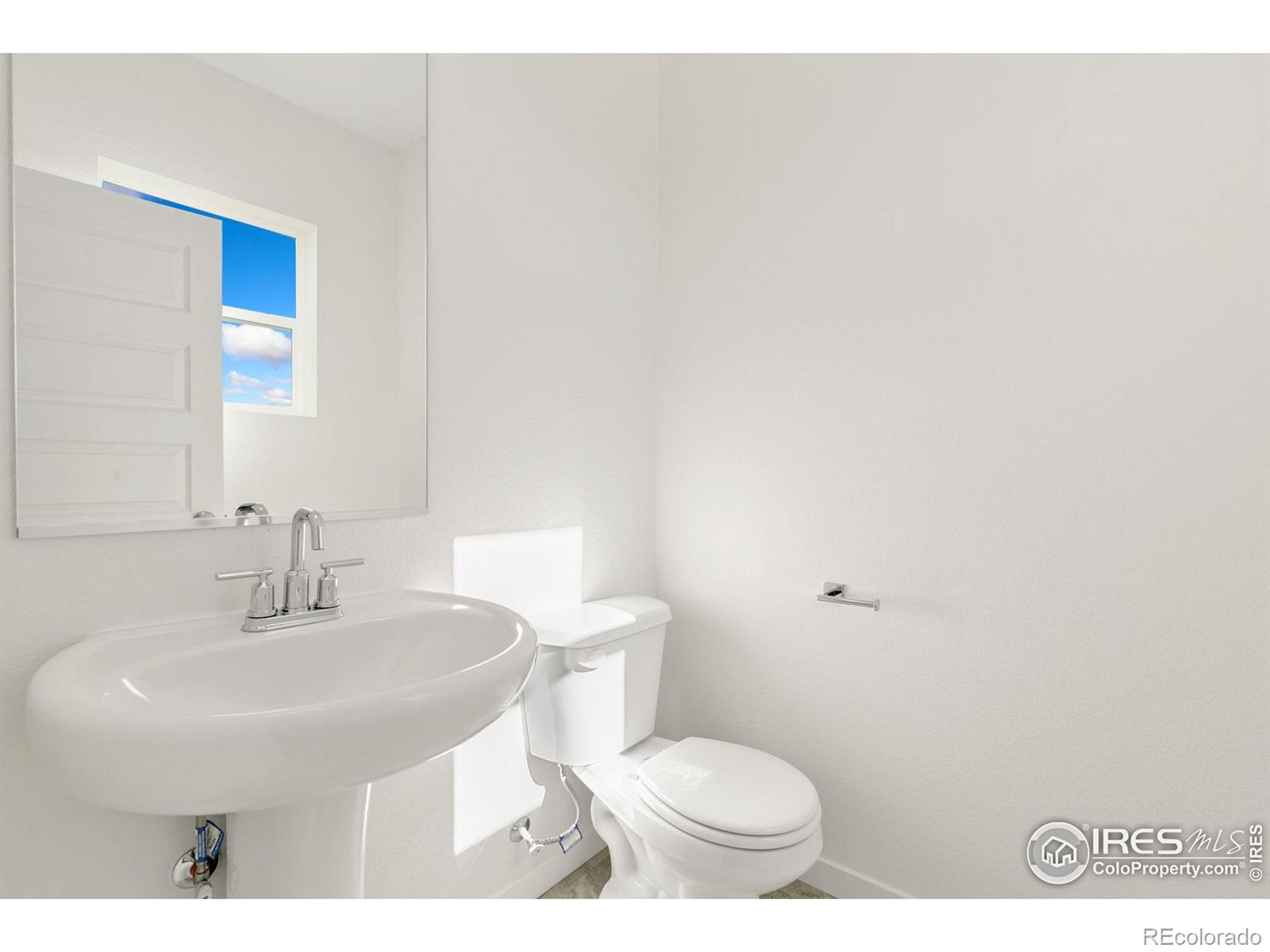 MLS Image #5 for 7195  gateway crossing street,wellington, Colorado