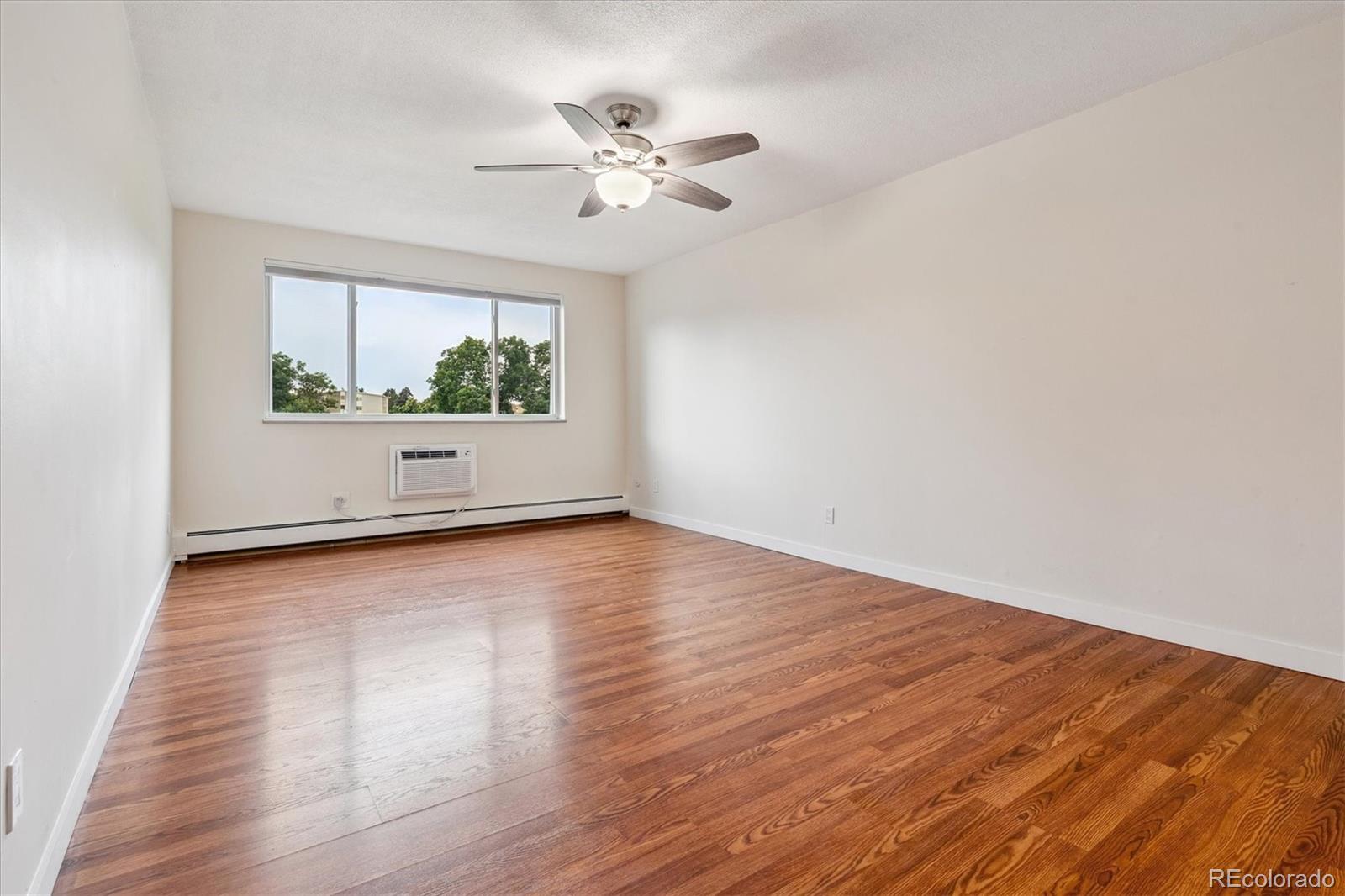 MLS Image #10 for 9335 e center avenue,denver, Colorado
