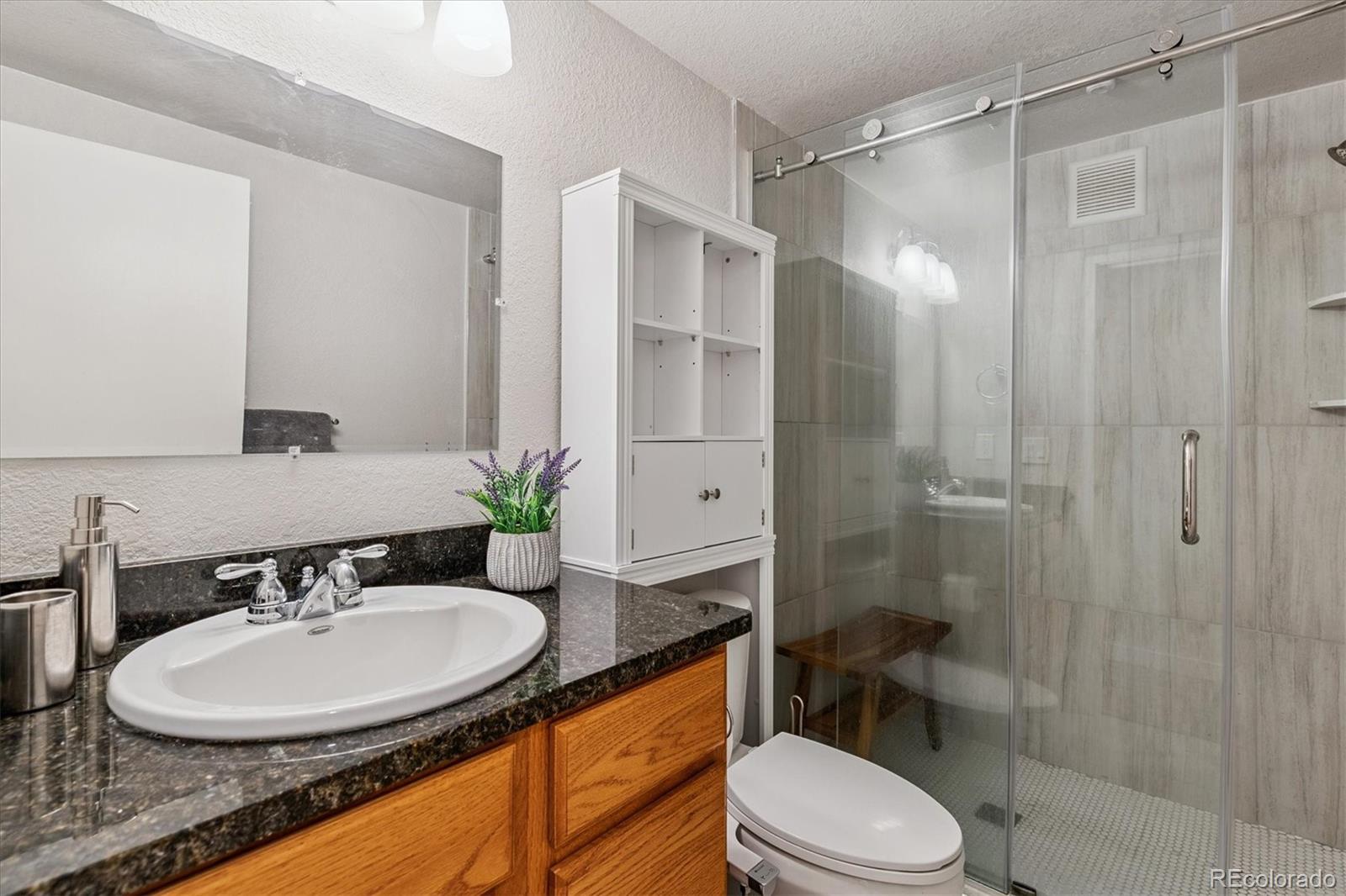 MLS Image #9 for 9335 e center avenue,denver, Colorado