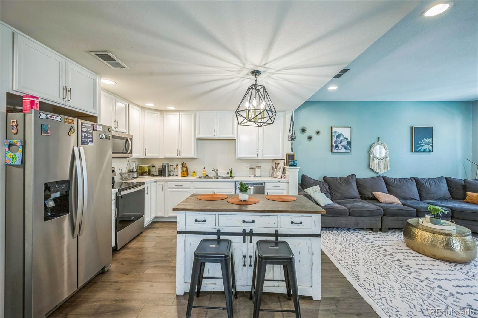 MLS Image #15 for 5896  central park boulevard,denver, Colorado
