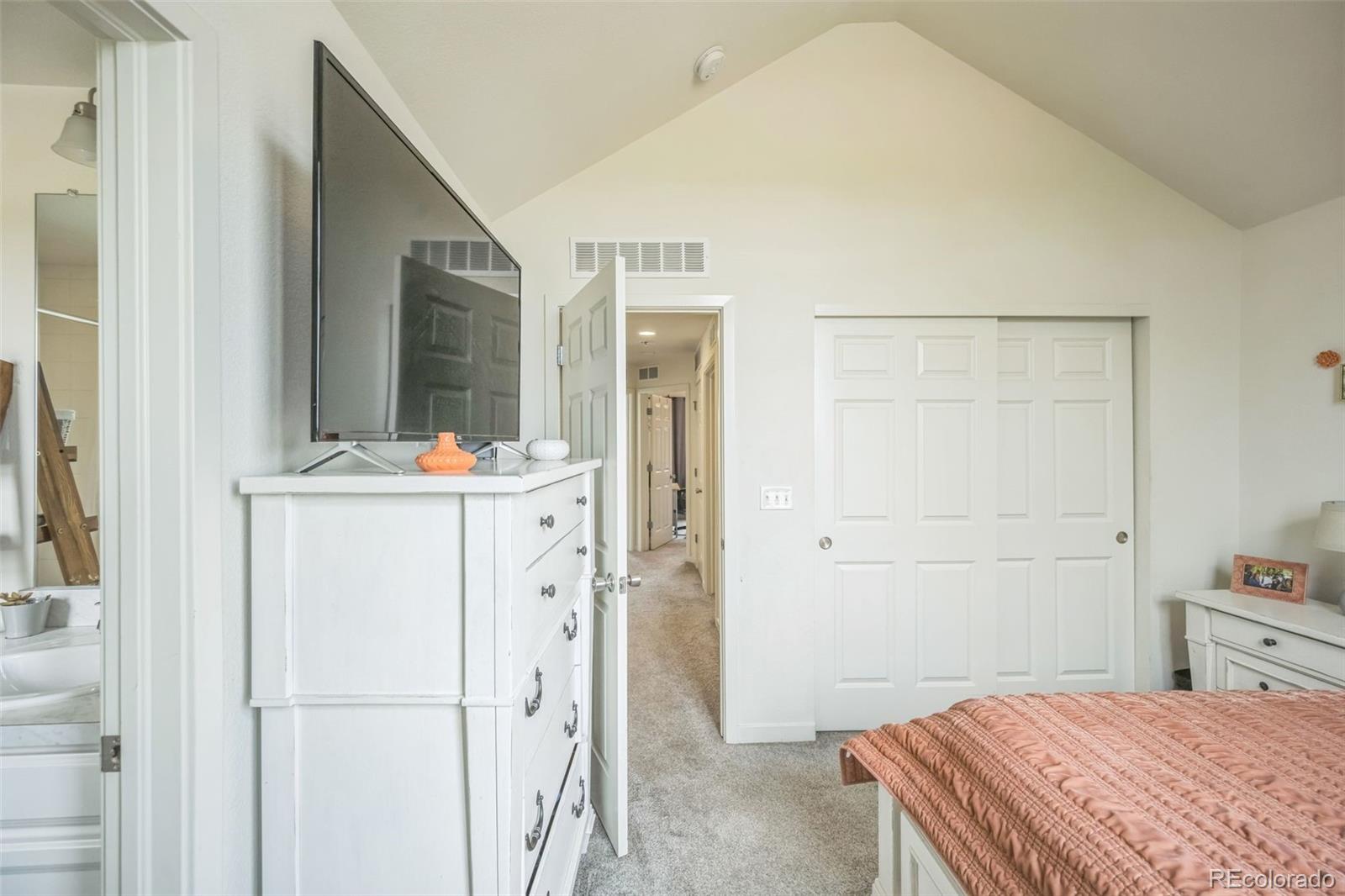 MLS Image #22 for 5896  central park boulevard,denver, Colorado