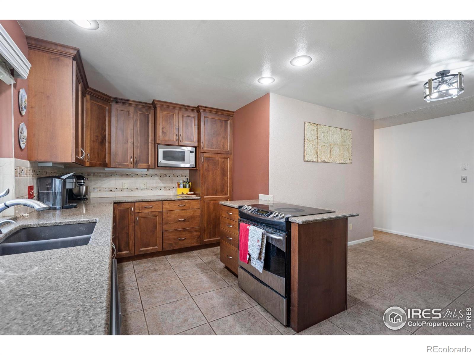 MLS Image #10 for 1419  glen haven drive,fort collins, Colorado