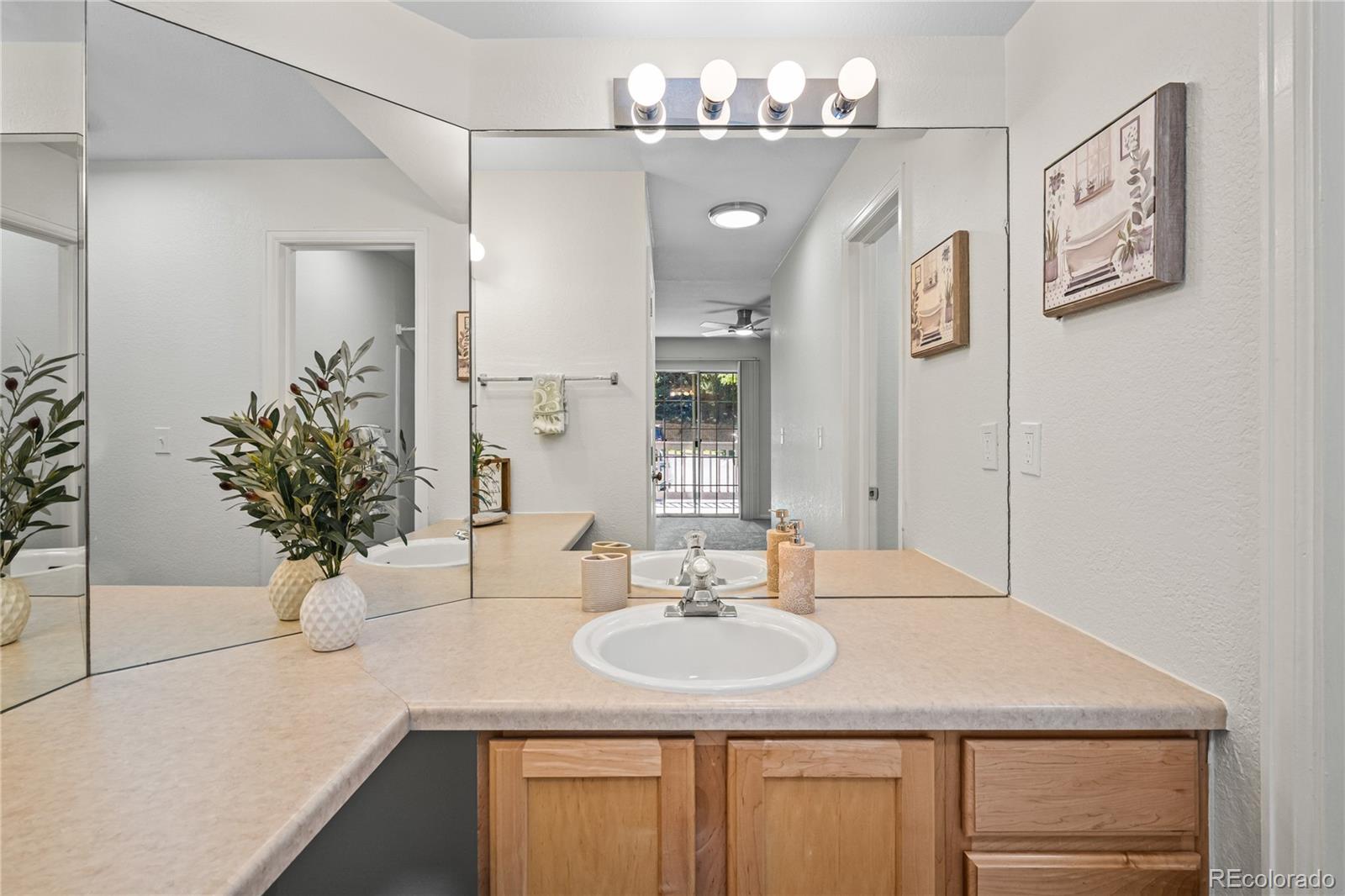 MLS Image #22 for 9212 e arbor circle g,englewood, Colorado
