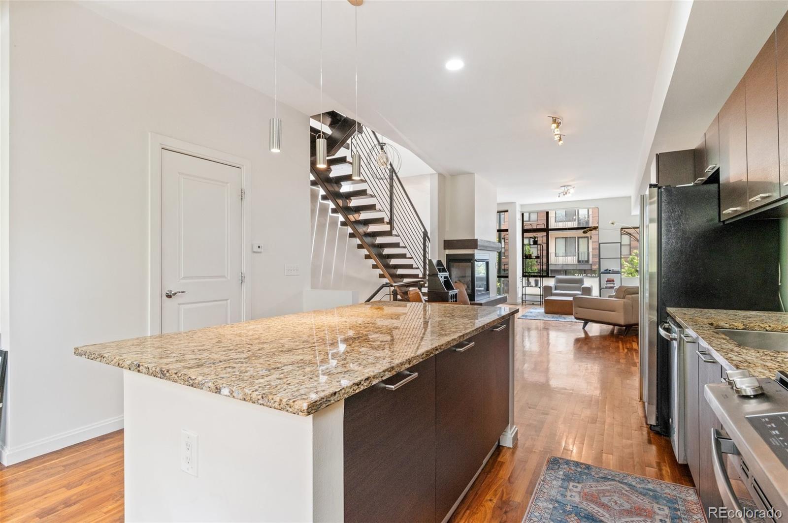 MLS Image #11 for 2325  walnut street,denver, Colorado