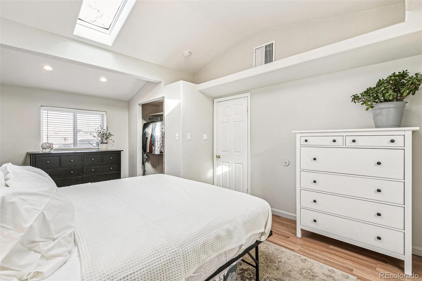 MLS Image #14 for 1970  willow street,denver, Colorado