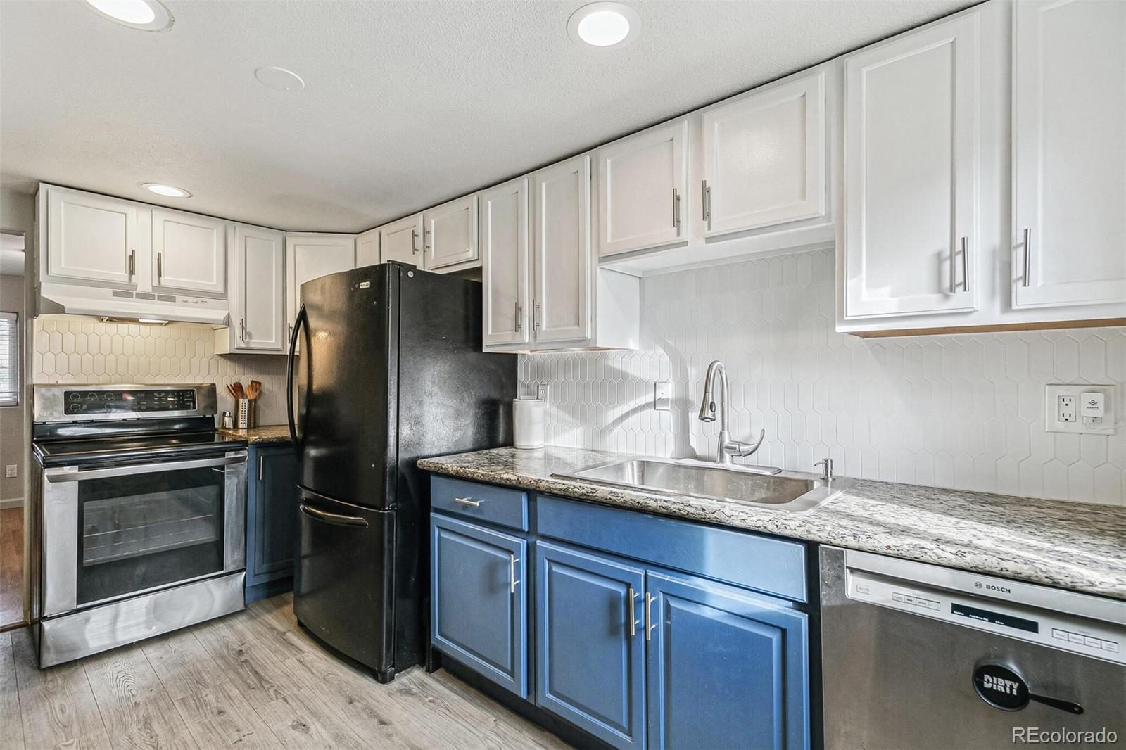 MLS Image #8 for 1970  willow street,denver, Colorado