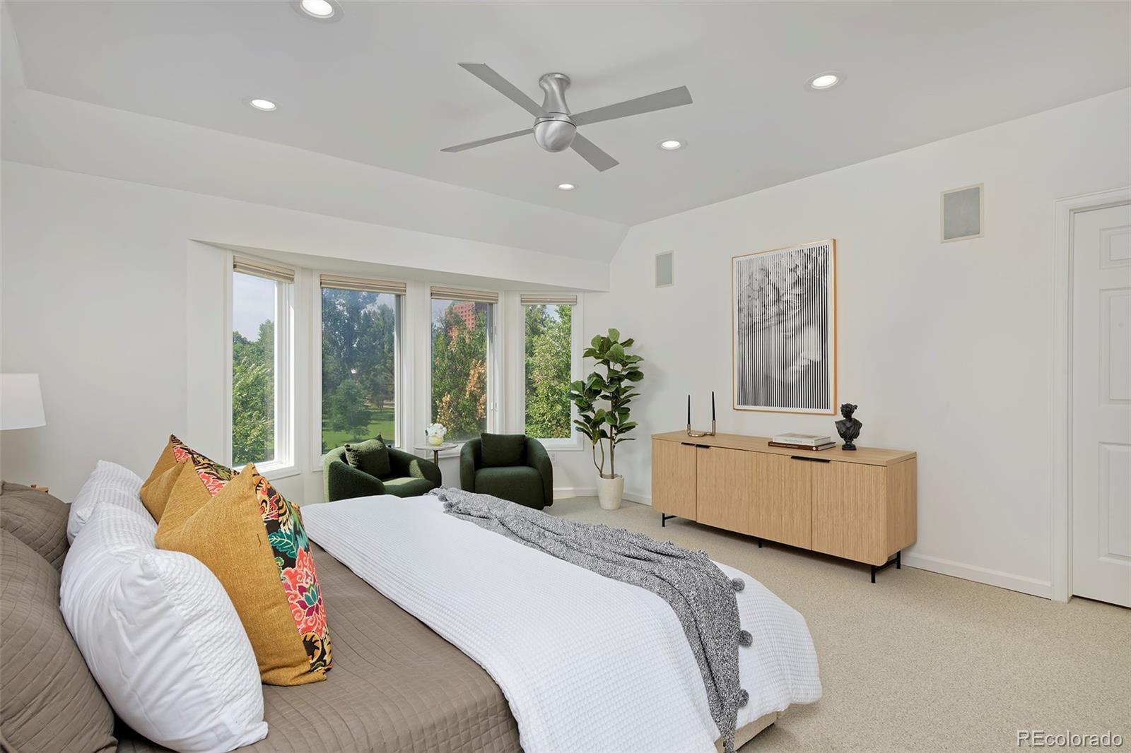 MLS Image #14 for 375 n ogden street,denver, Colorado
