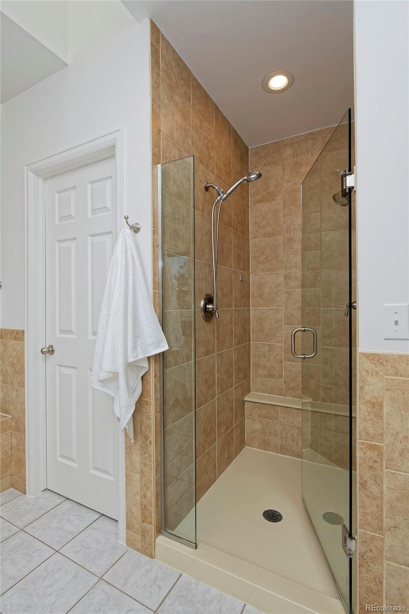MLS Image #16 for 375 n ogden street,denver, Colorado