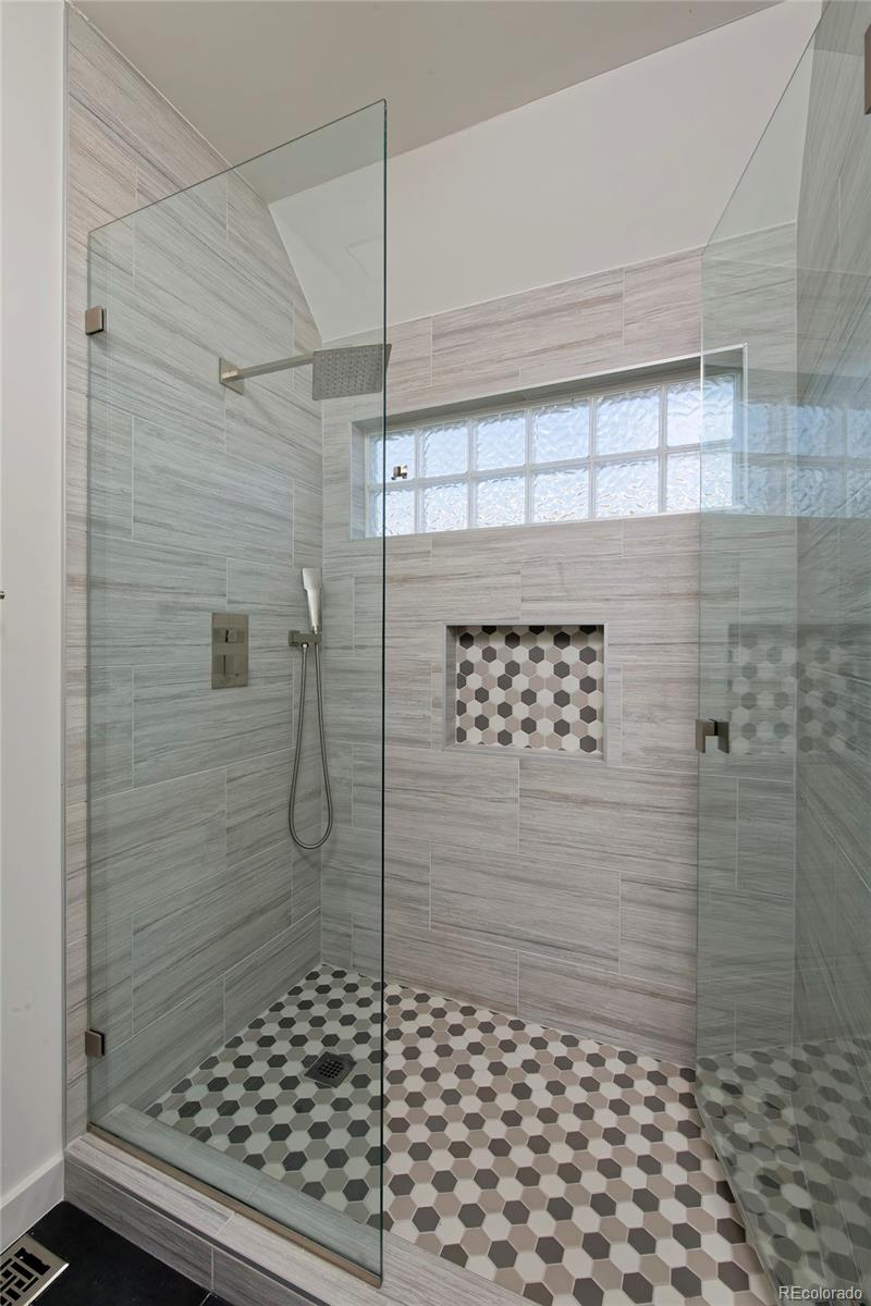 MLS Image #20 for 375 n ogden street,denver, Colorado
