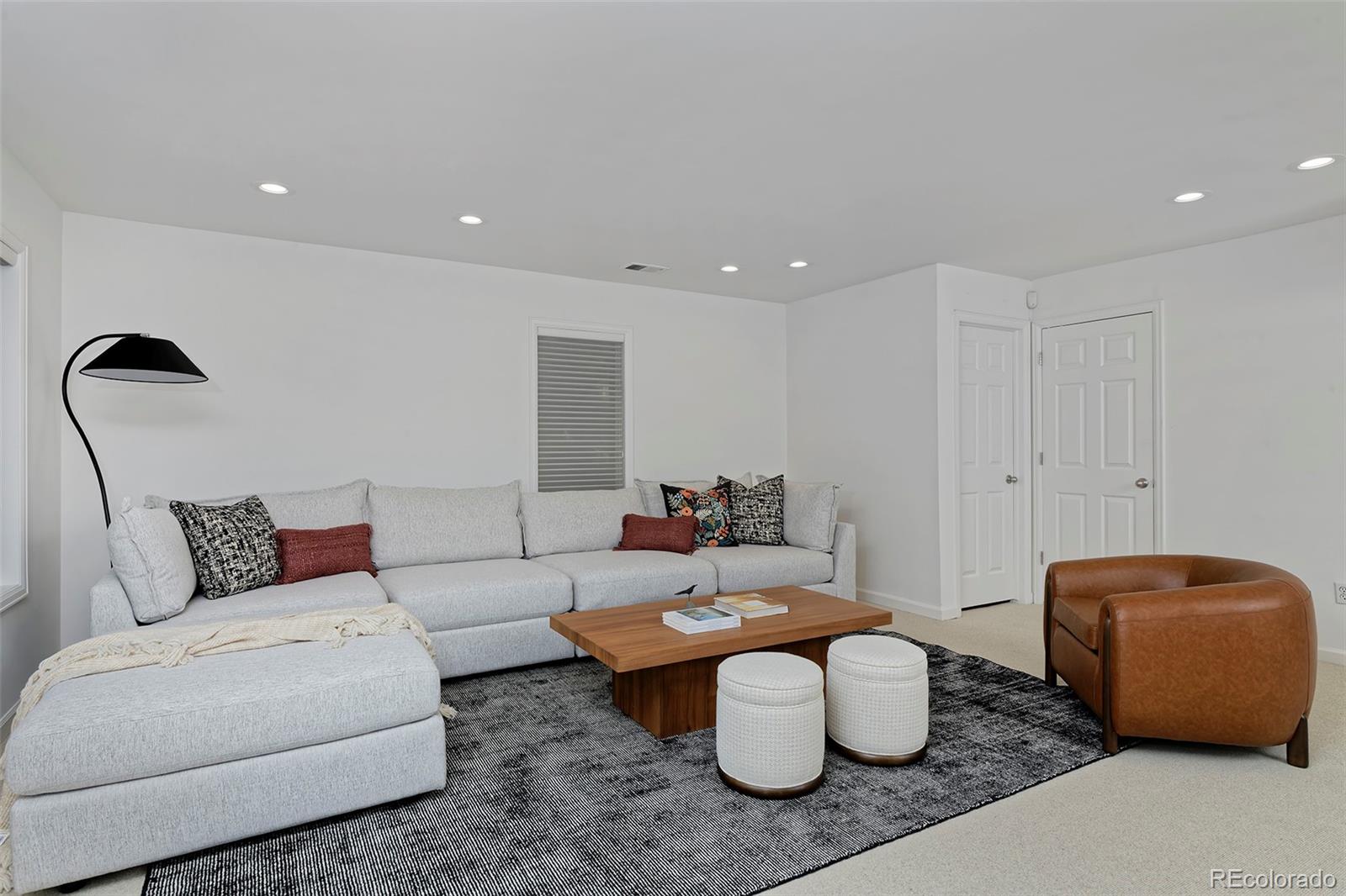MLS Image #22 for 375 n ogden street,denver, Colorado