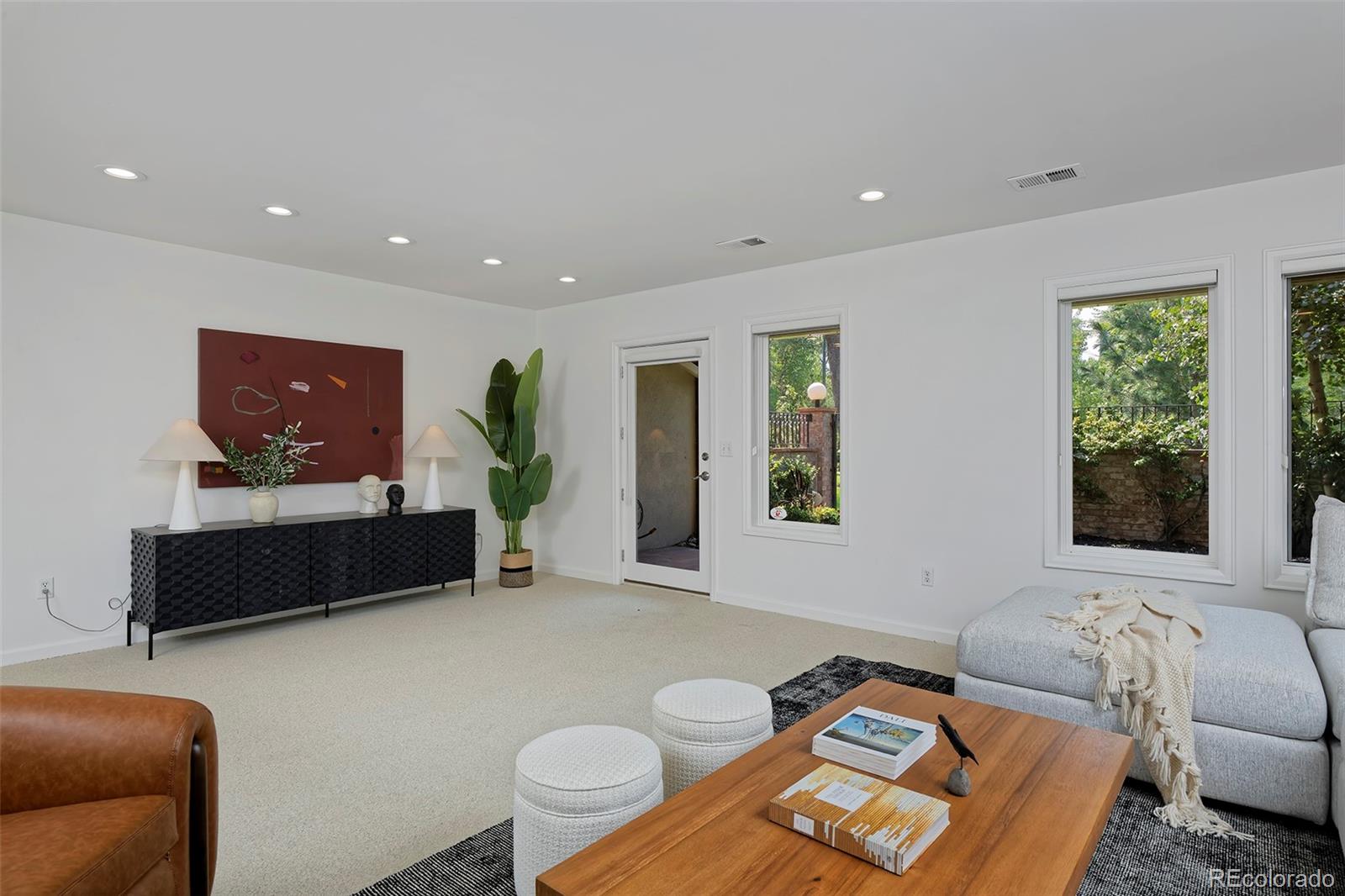 MLS Image #3 for 375 n ogden street,denver, Colorado