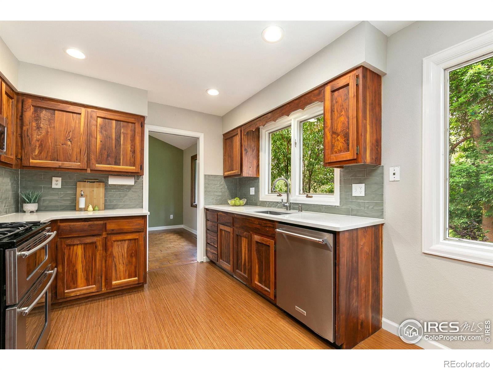 MLS Image #14 for 933 e ridgecrest road,fort collins, Colorado
