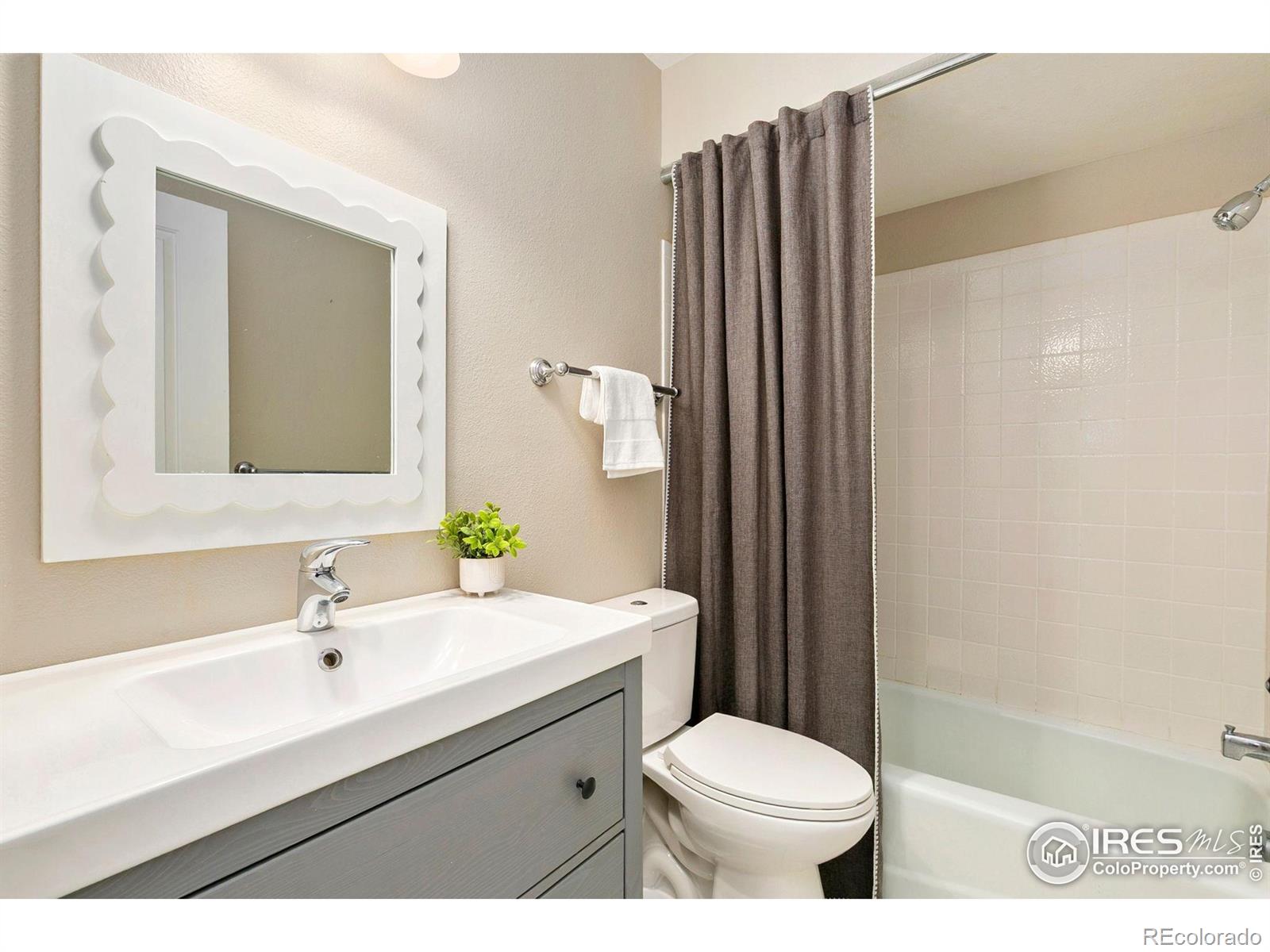 MLS Image #24 for 933 e ridgecrest road,fort collins, Colorado