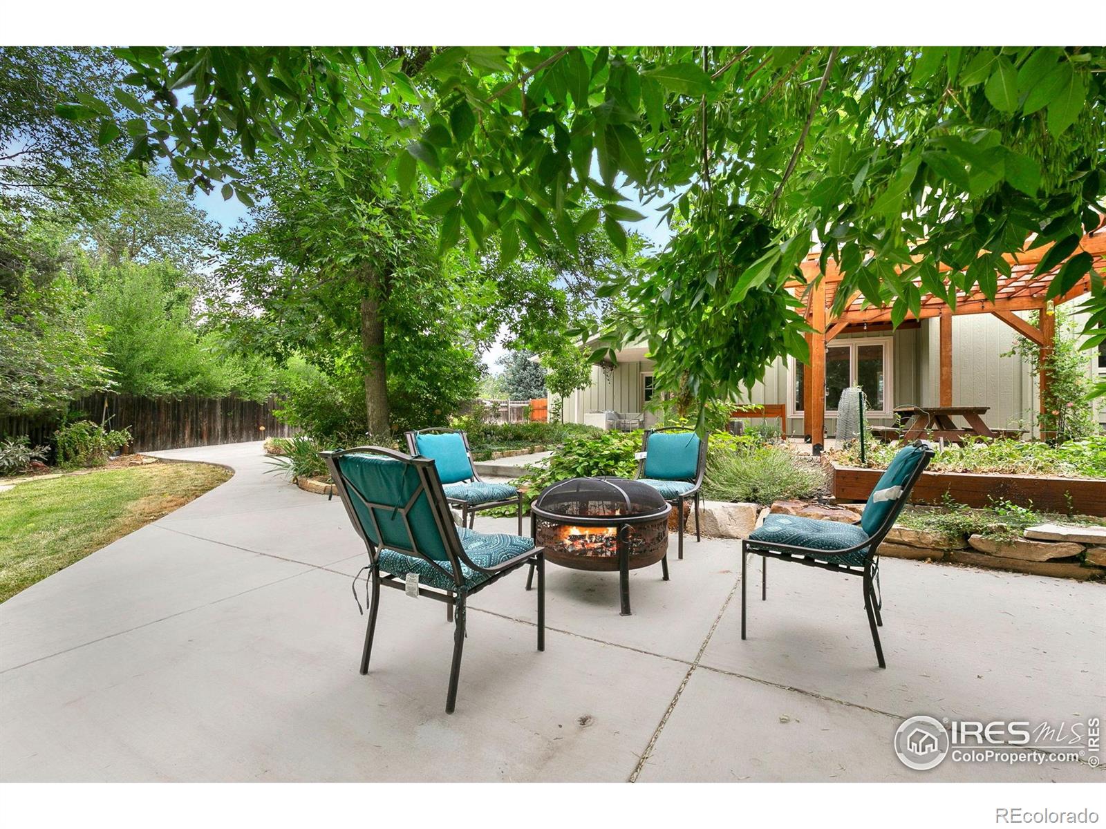 MLS Image #29 for 933 e ridgecrest road,fort collins, Colorado