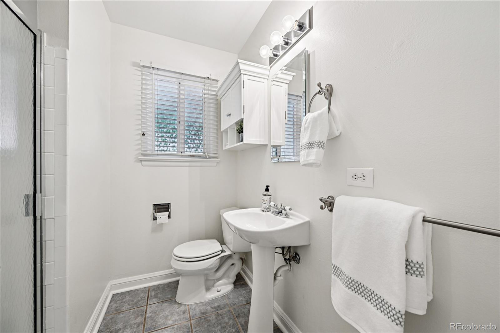 MLS Image #15 for 2201 e floyd avenue,englewood, Colorado